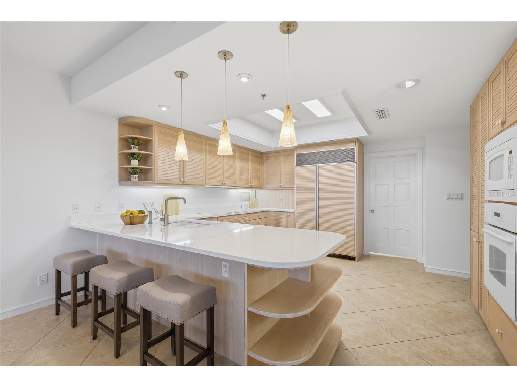 2550 Harbourside Drive #333 Longboat Key FL 34228 - SARASOTA BAY A4678404 image13