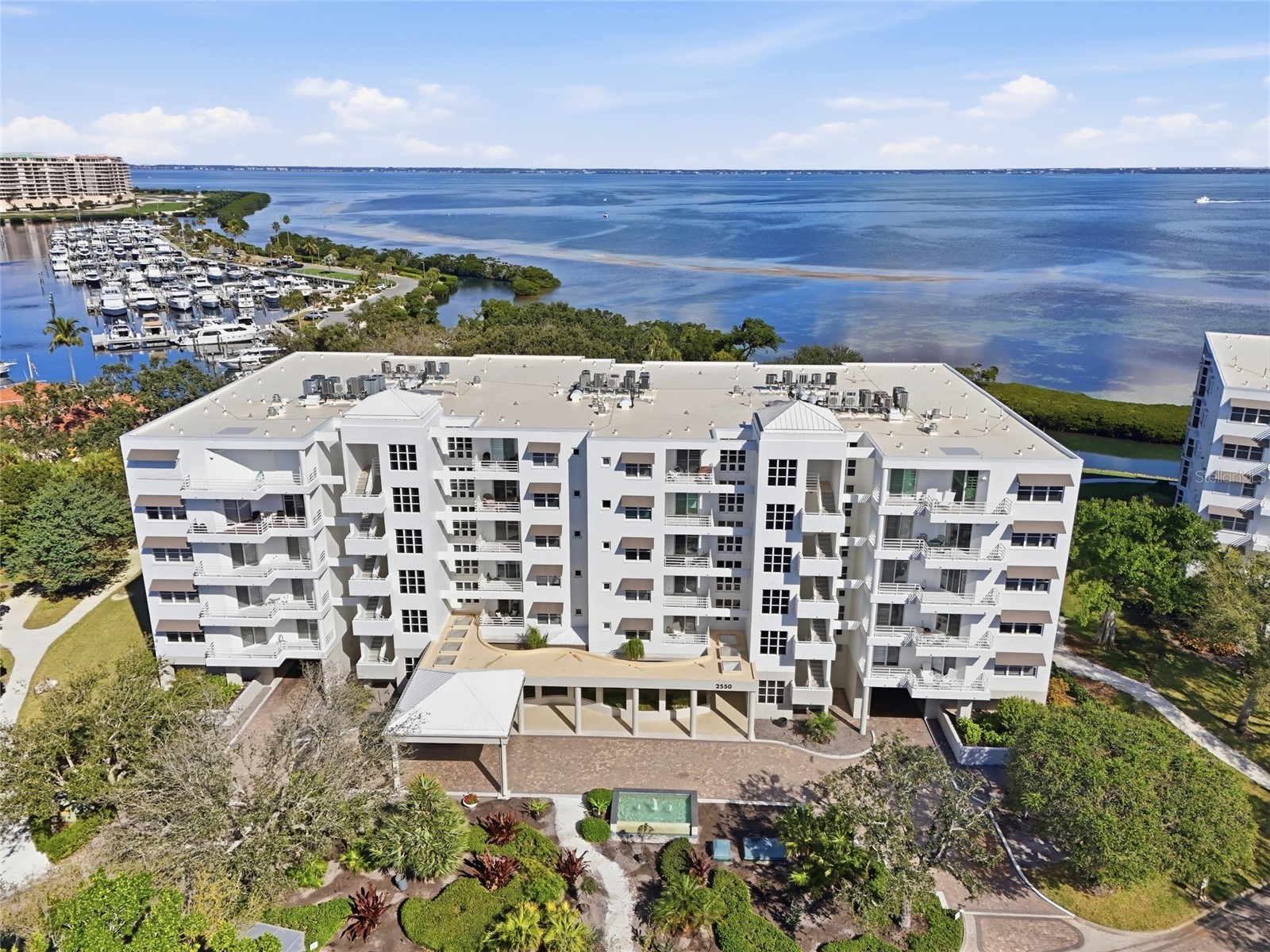 2550 Harbourside Drive #333 Longboat Key FL 34228 - SARASOTA BAY A4678404 image2