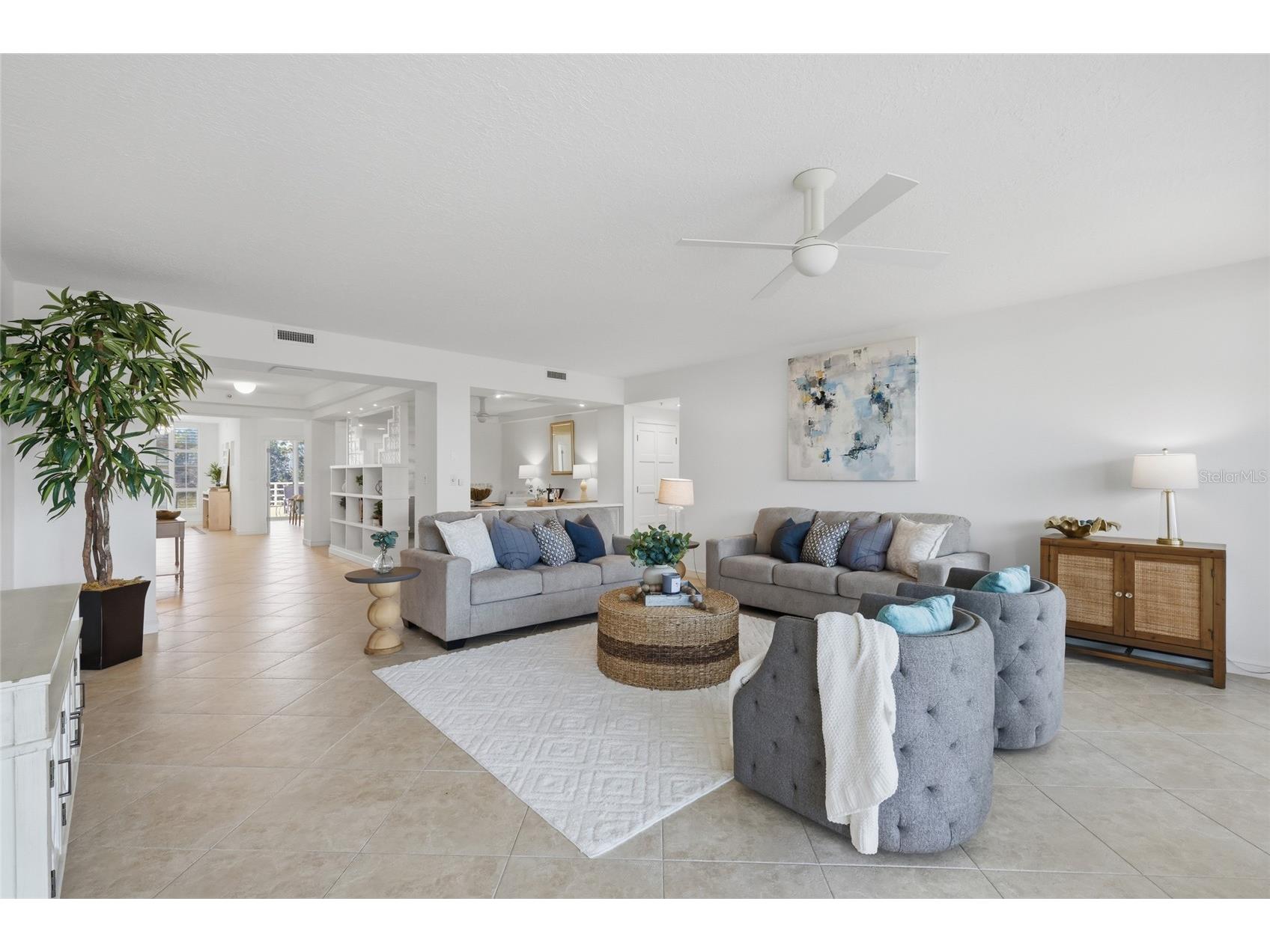 2550 Harbourside Drive #333 Longboat Key FL 34228 - SARASOTA BAY A4678404 image3