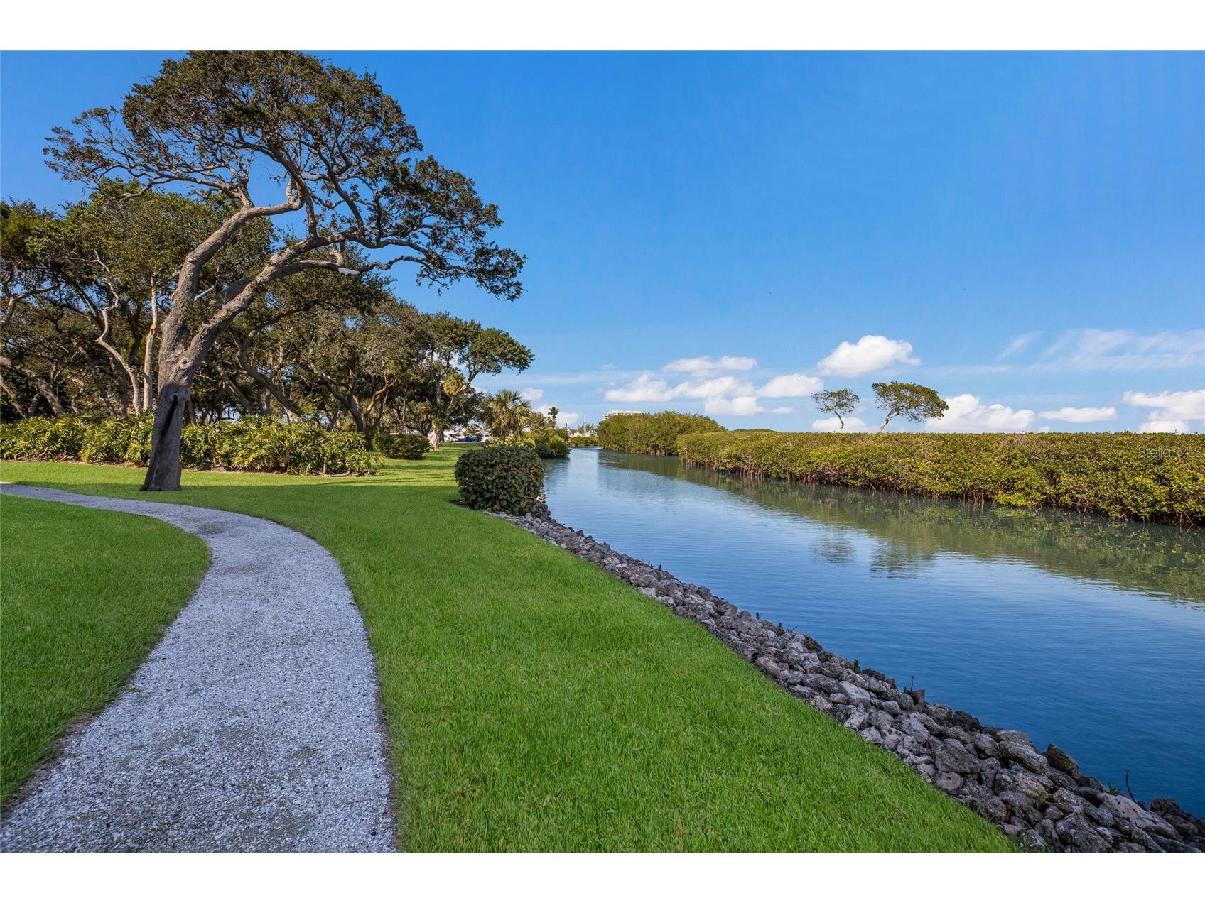 2550 Harbourside Drive #333 Longboat Key FL 34228 - SARASOTA BAY A4678404 image39