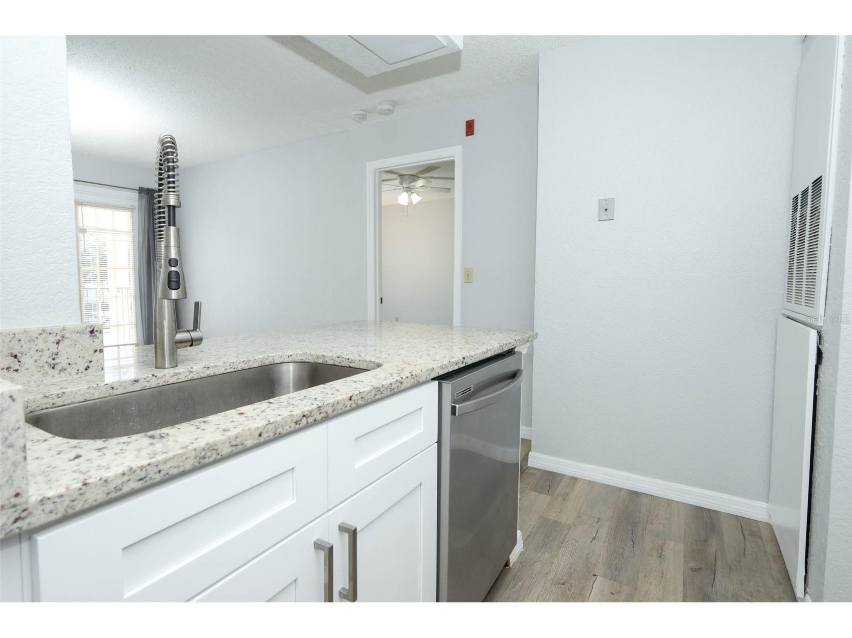 2550 N Alafaya Trail #4202 Orlando FL 32826 O6420663 image7