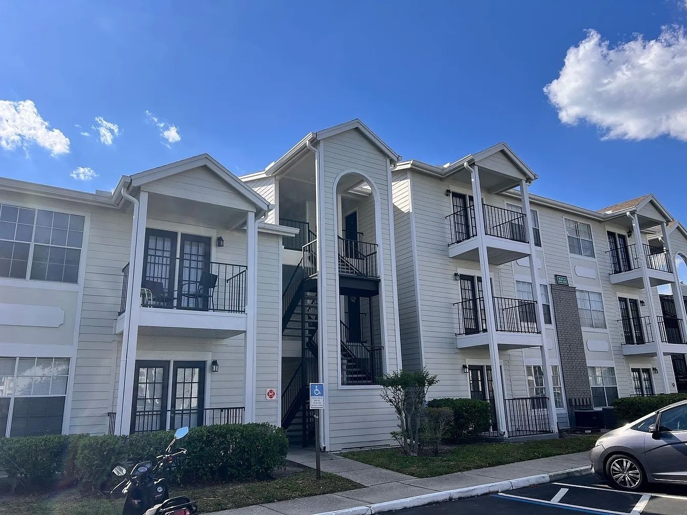 2550 N Alafaya Trail #4304 Orlando FL 32826 O6387944 image1