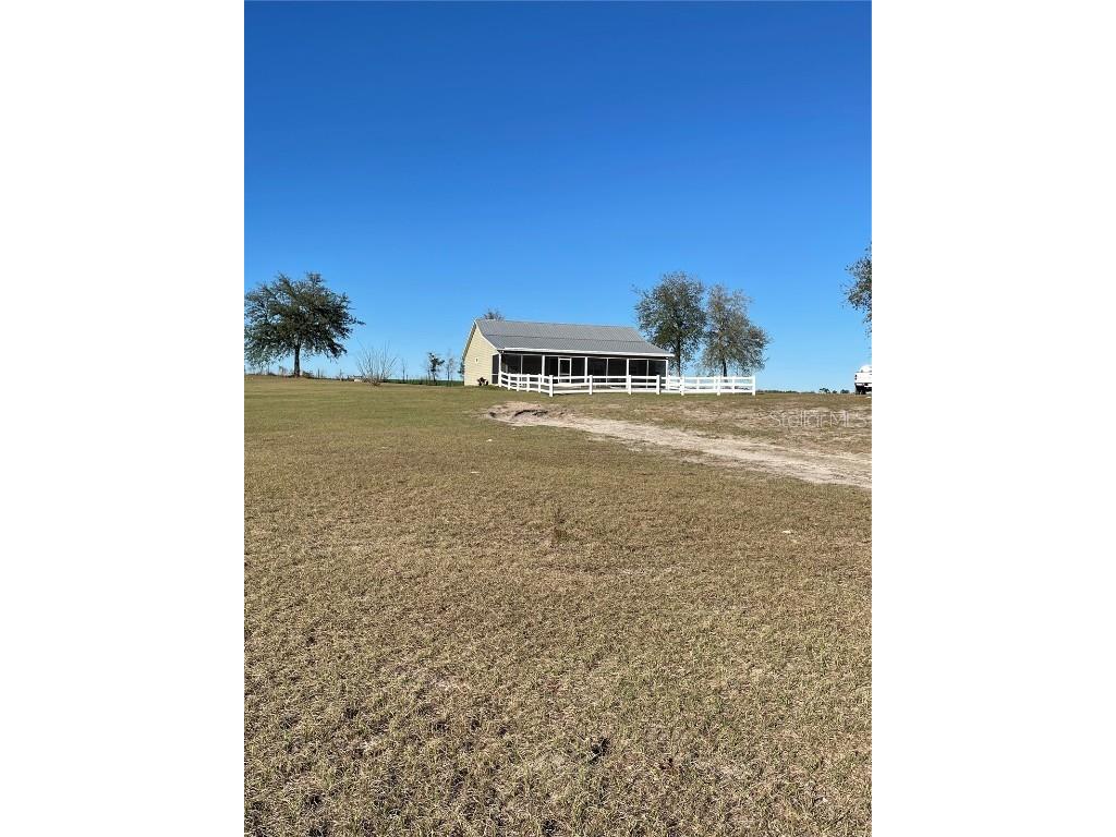 2550 NW 52nd Place Bell FL 32619 T3426748 image1