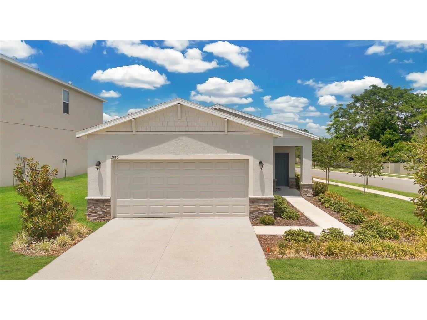 2550 Shamrock Street Tavares FL 32778 G5083192 image1