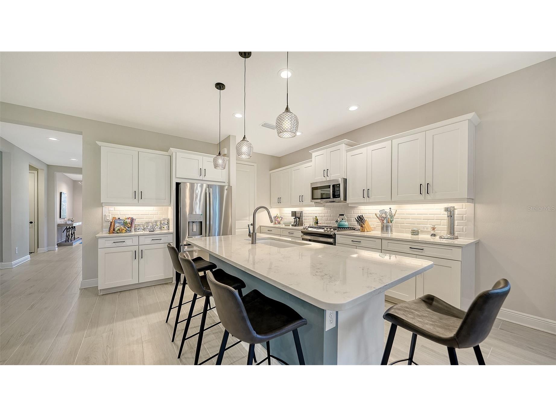 2550 Wild Cherry Path Sarasota FL 34240 A4689137 image10