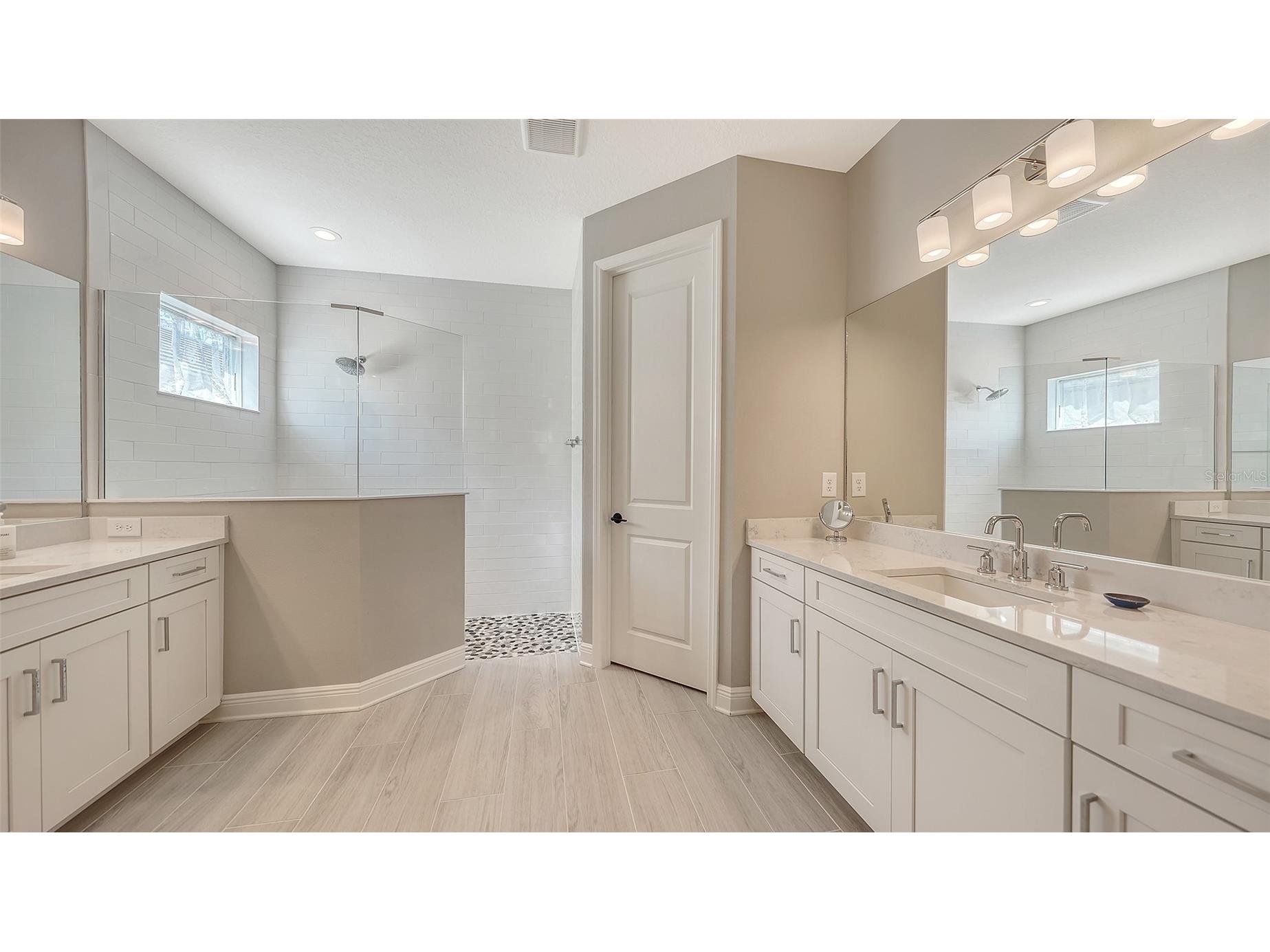 2550 Wild Cherry Path Sarasota FL 34240 A4689137 image19