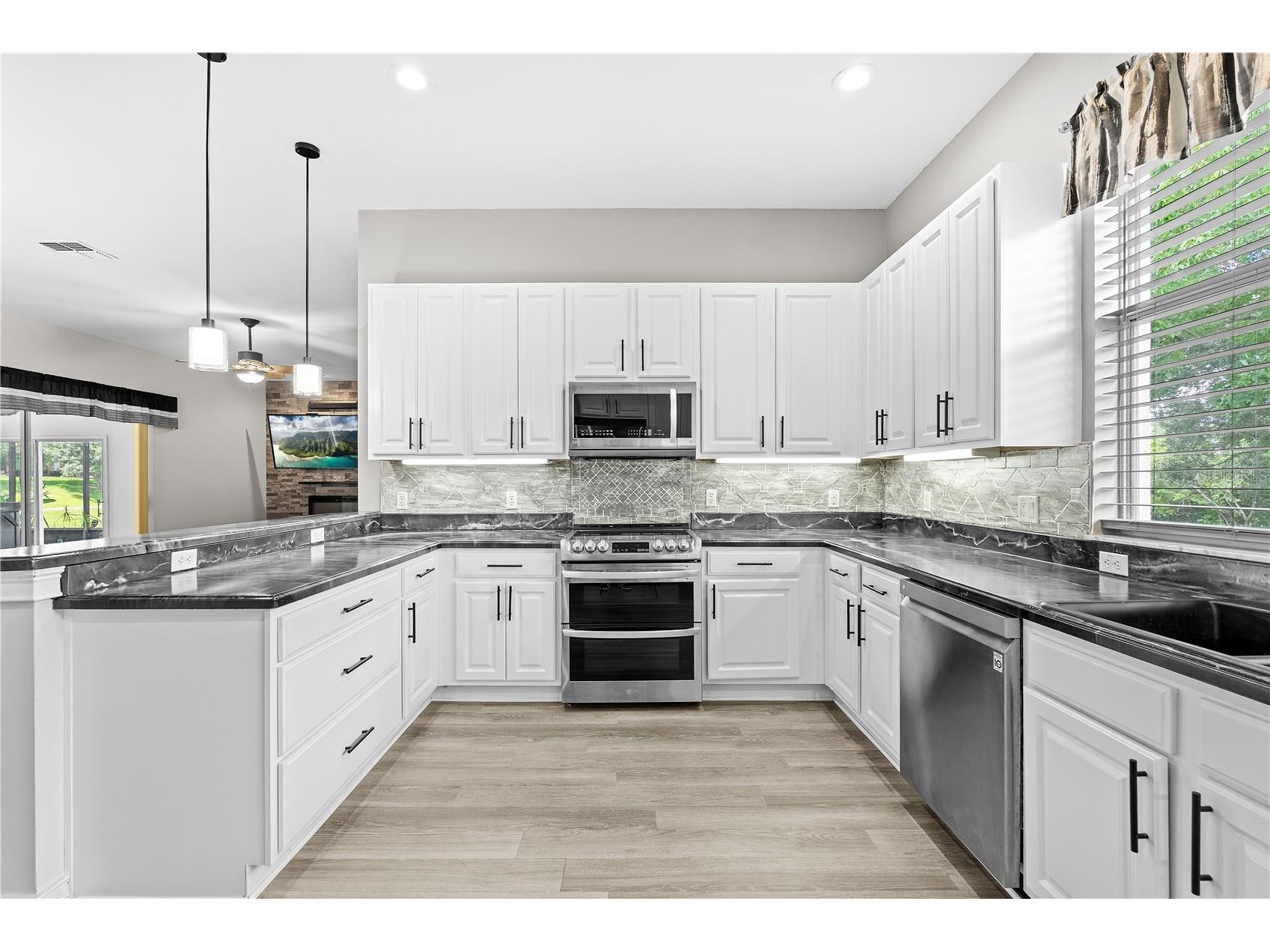25501 Maurepas Lane Leesburg FL 34748 O6415561 image5