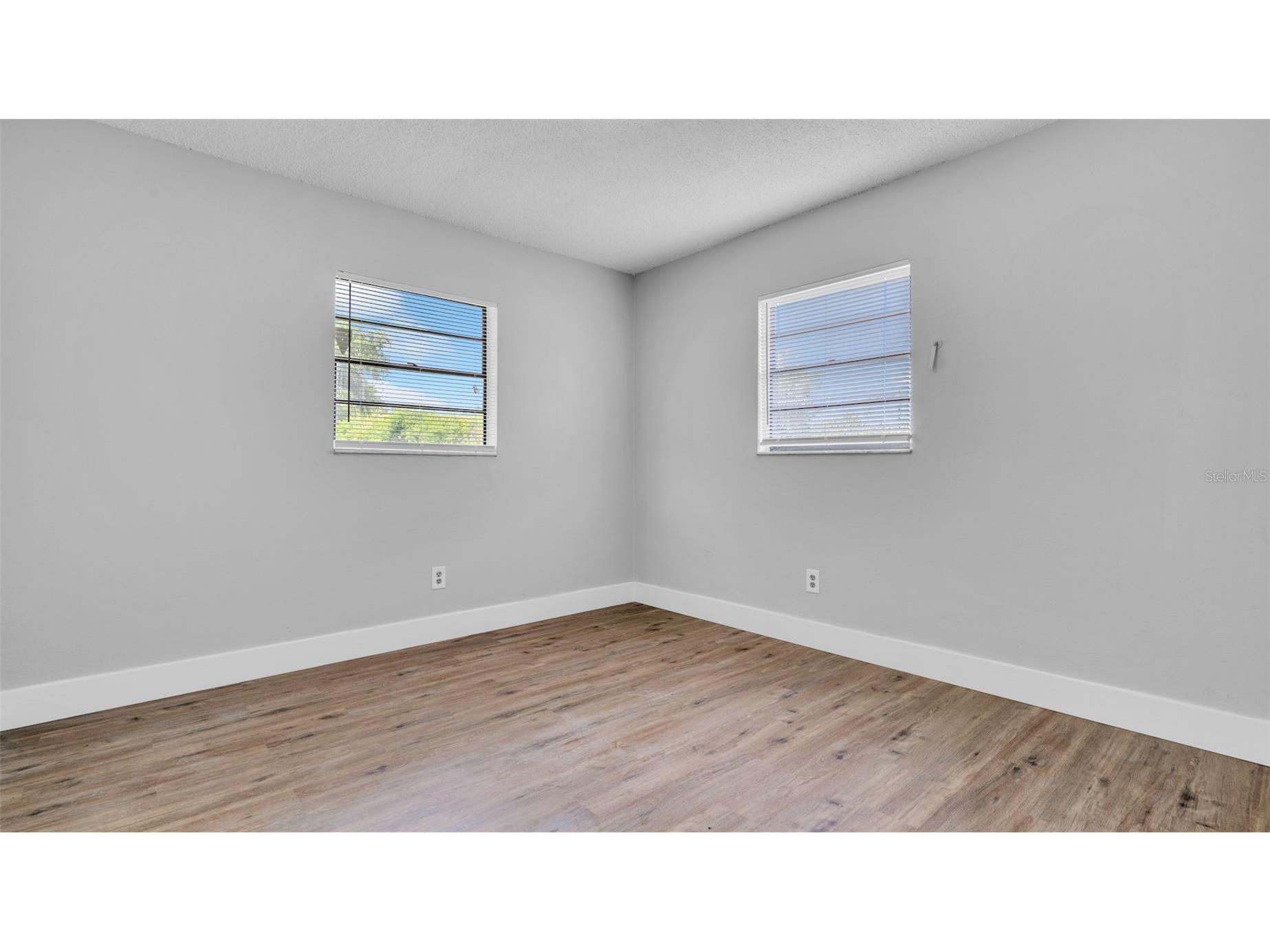 2551 26th Avenue S Saint Petersburg FL 33712 TB8517097 image20