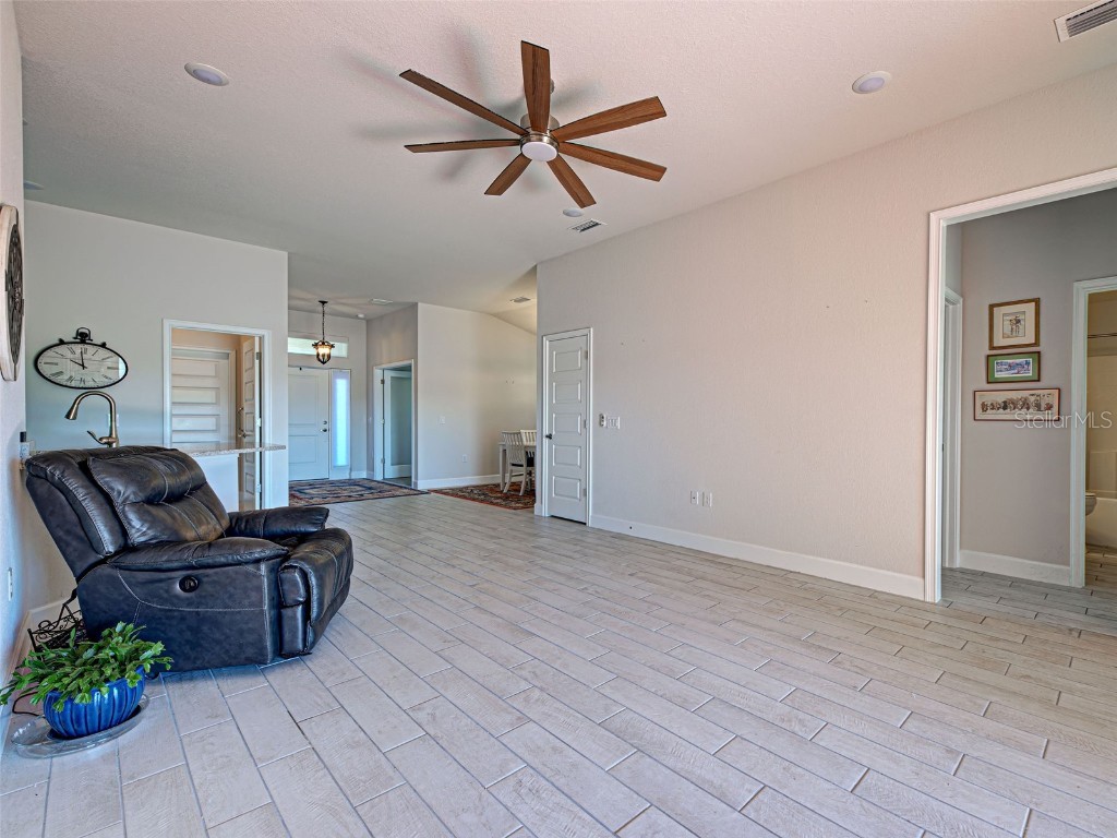 2551 Averland Loop North Port FL 34287 A4658531 image30