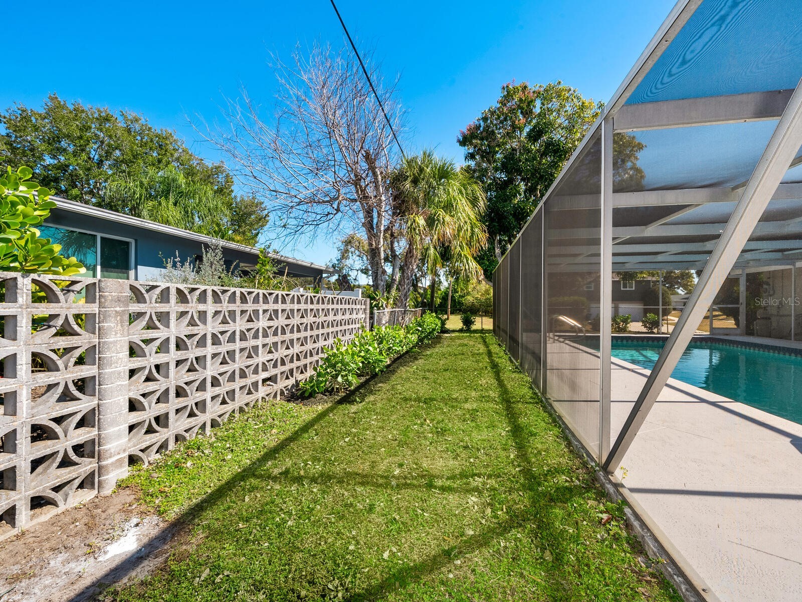 2551 Hibiscus Street Sarasota FL 34239 A4681532 image19