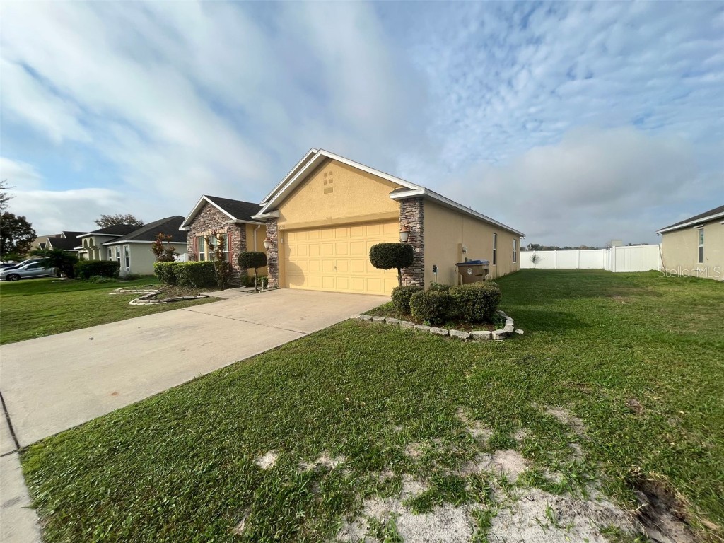 2551 Hunley Loop Kissimmee FL 34743 S5133950 image3