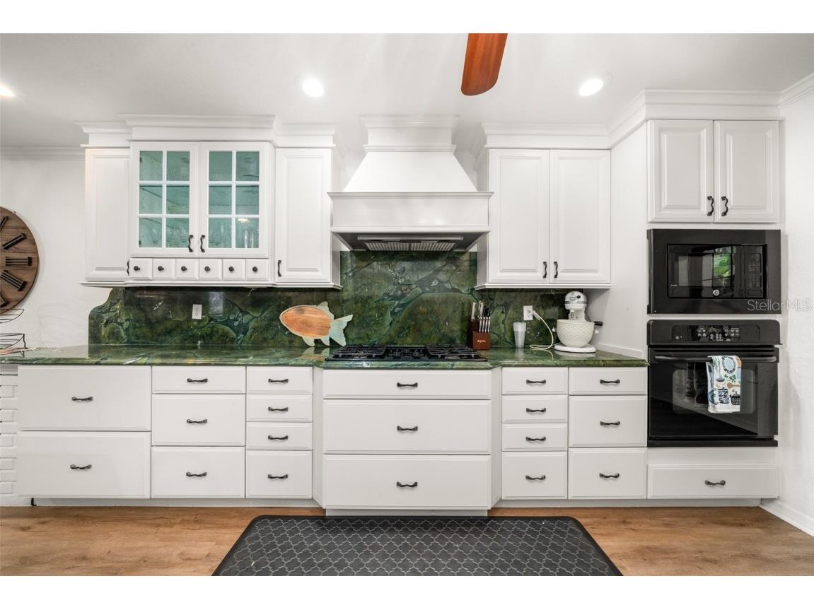 2551 Lakeview Drive Sebring FL 33870 P4937147 image11