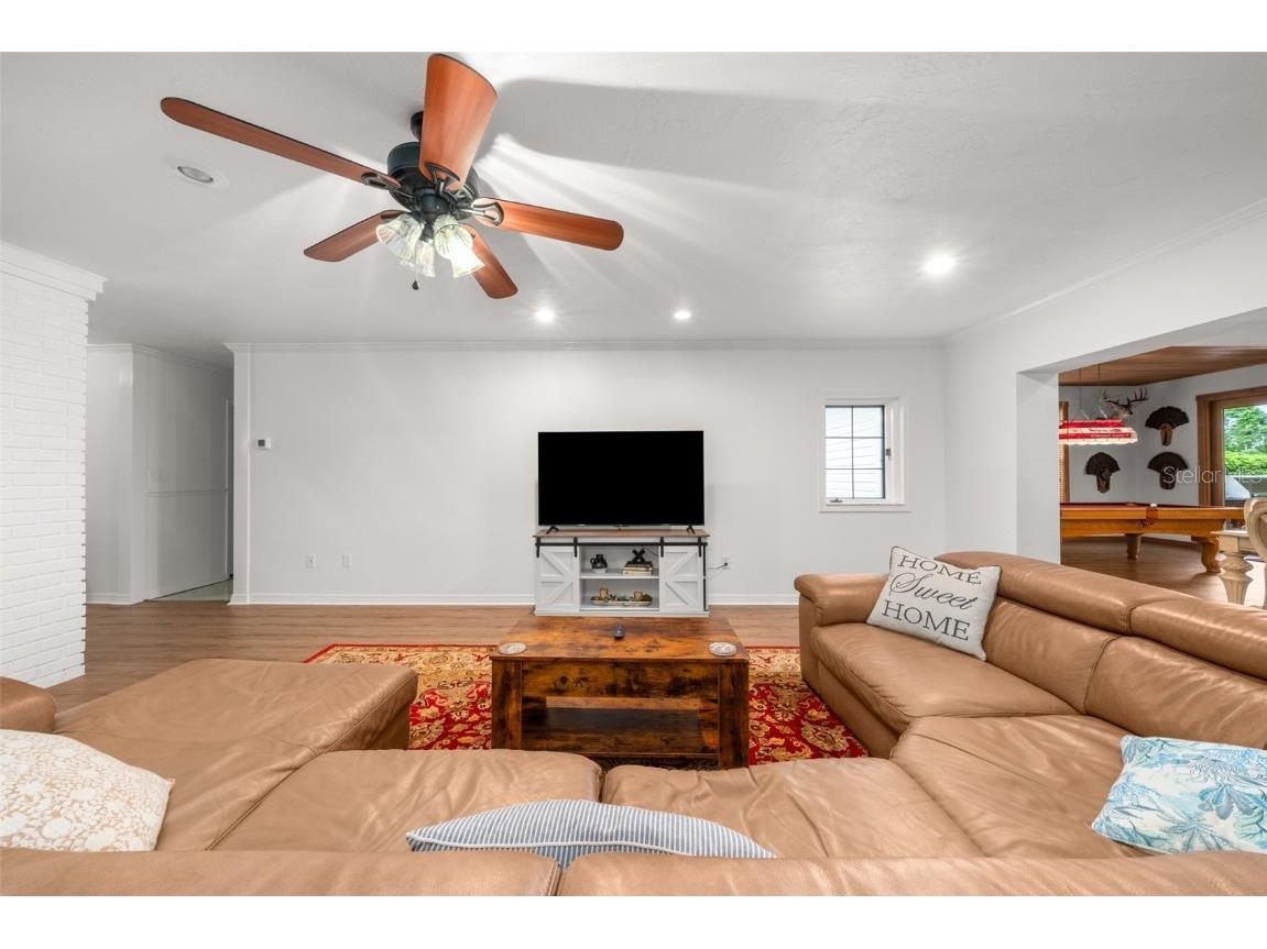 2551 Lakeview Drive Sebring FL 33870 P4937147 image3