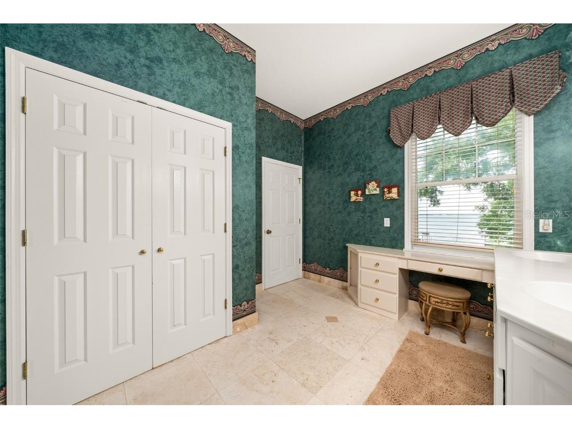 2551 Lakeview Drive Sebring FL 33870 P4937147 image32