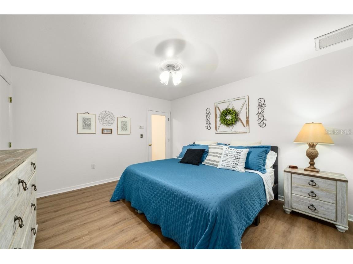 2551 Lakeview Drive Sebring FL 33870 P4937147 image34