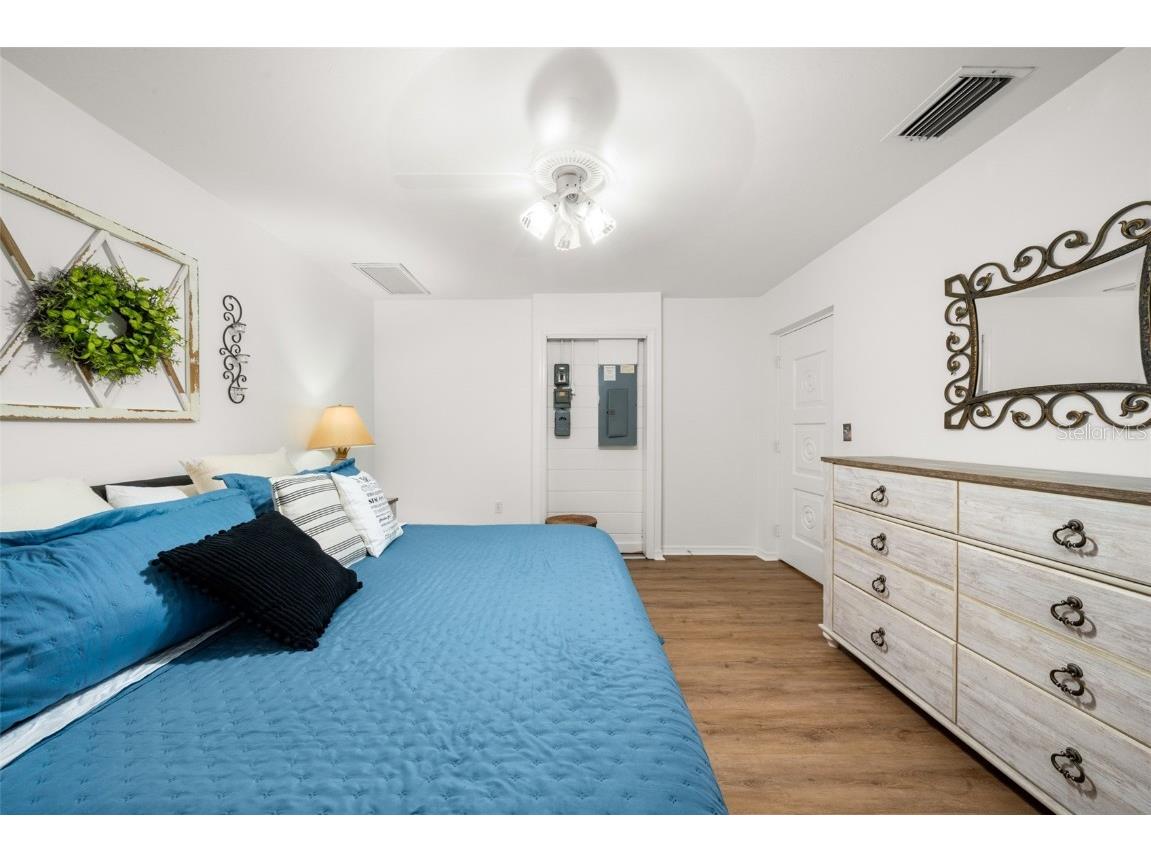 2551 Lakeview Drive Sebring FL 33870 P4937147 image36