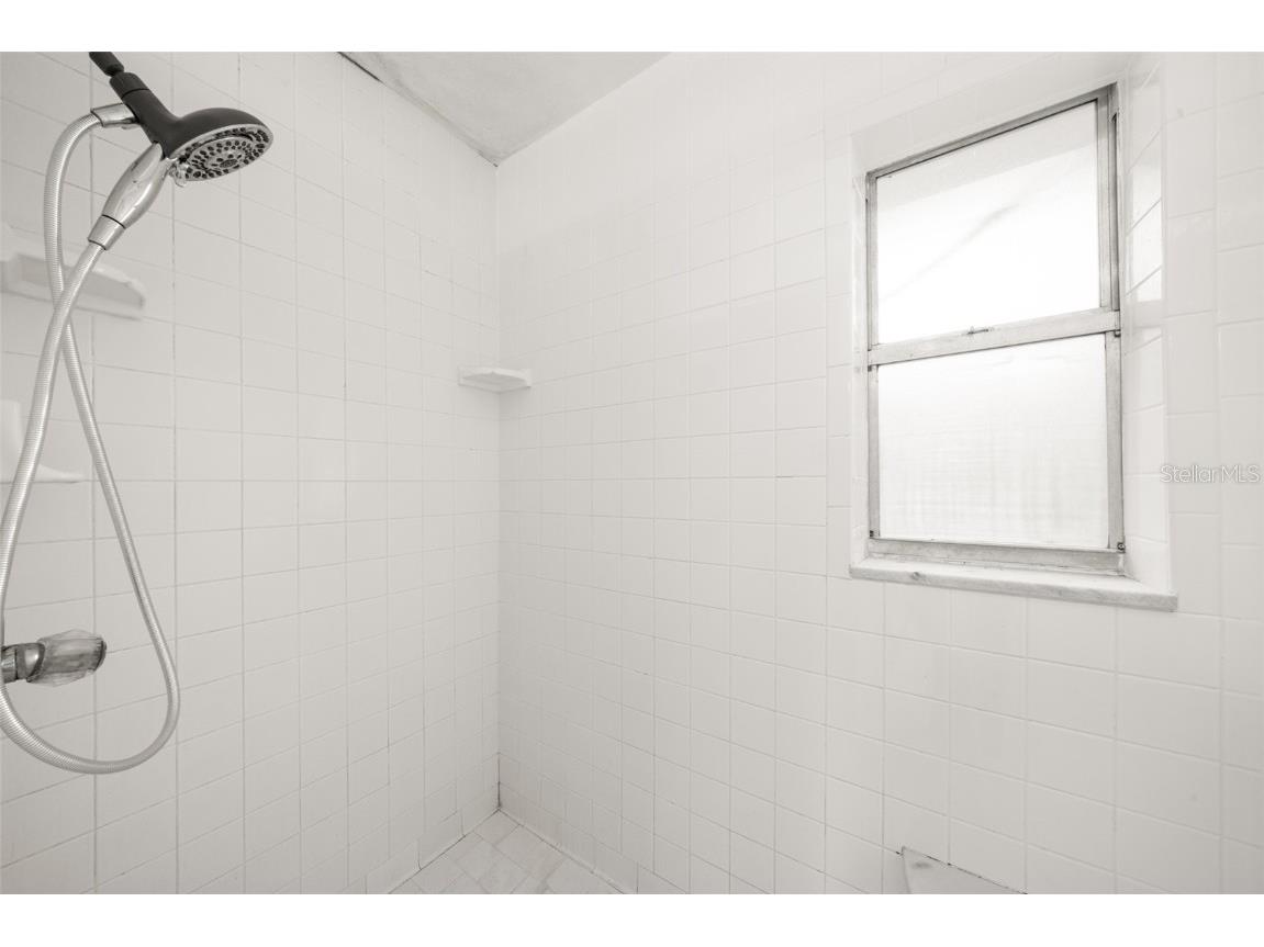 2551 Lakeview Drive Sebring FL 33870 P4937147 image40