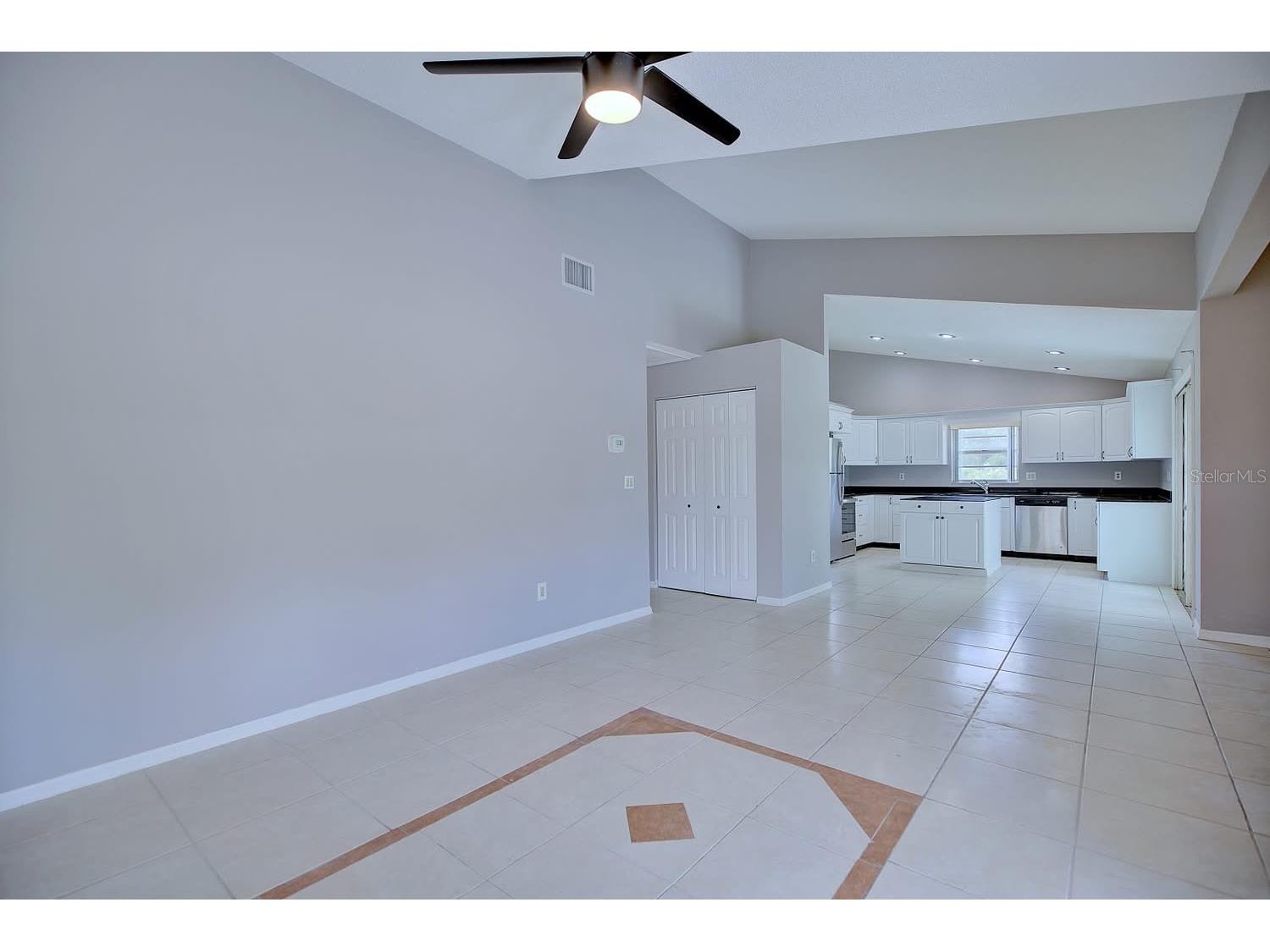 2551 N Avon Boulevard Avon Park FL 33825 L4959307 image4