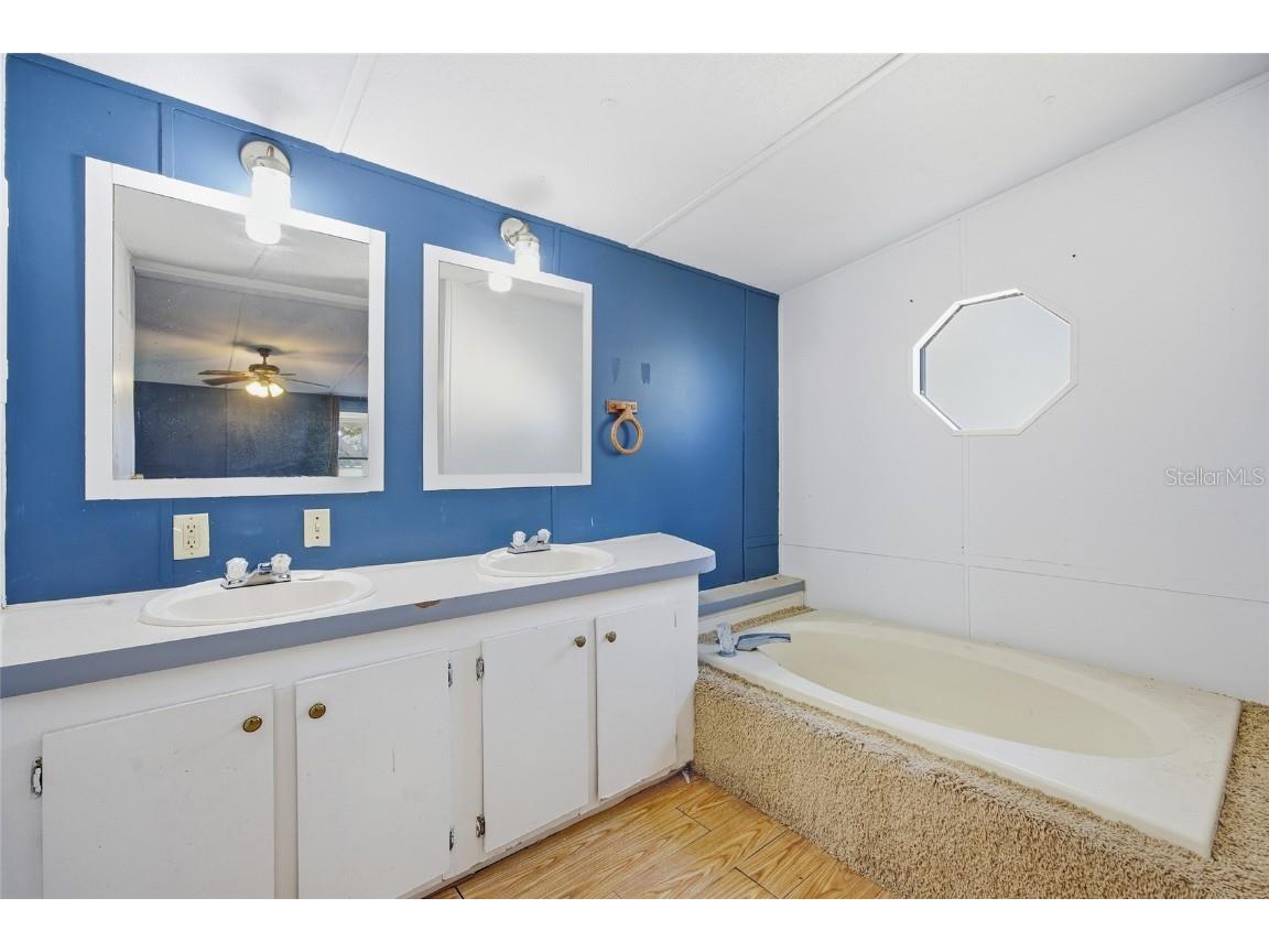 2551 NE 107th Place Chiefland FL 32626 OM710750 image38