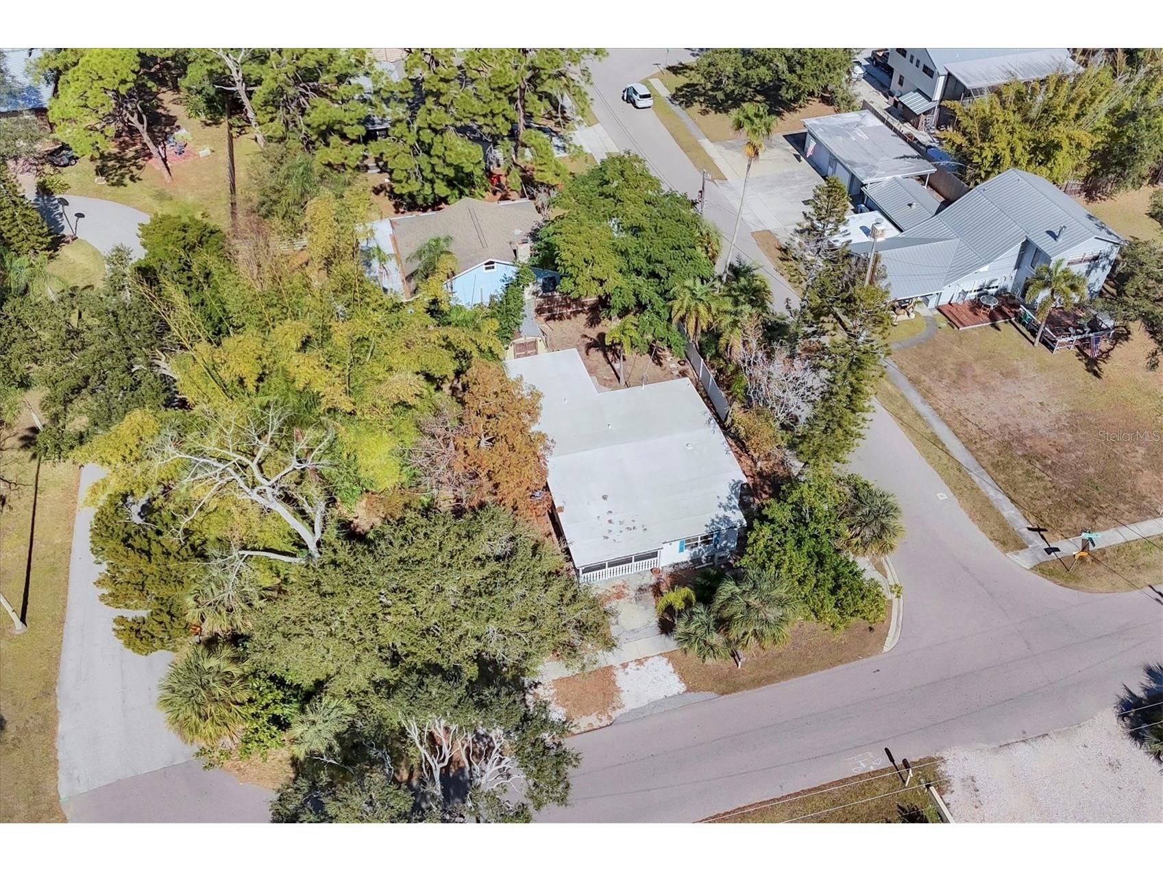2551 Wilkinson Road Sarasota FL 34231 A4691540 image11
