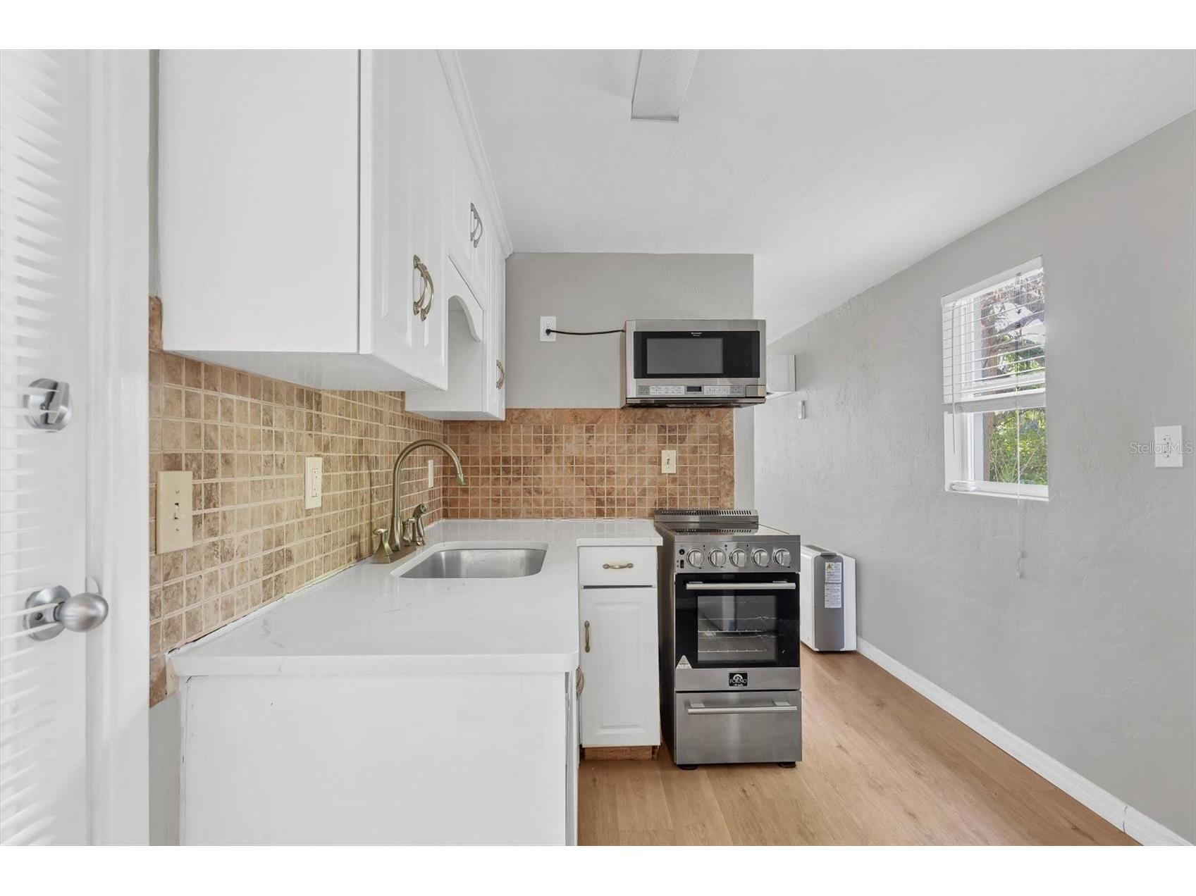 2551 Wilkinson Road Sarasota FL 34231 A4691540 image18
