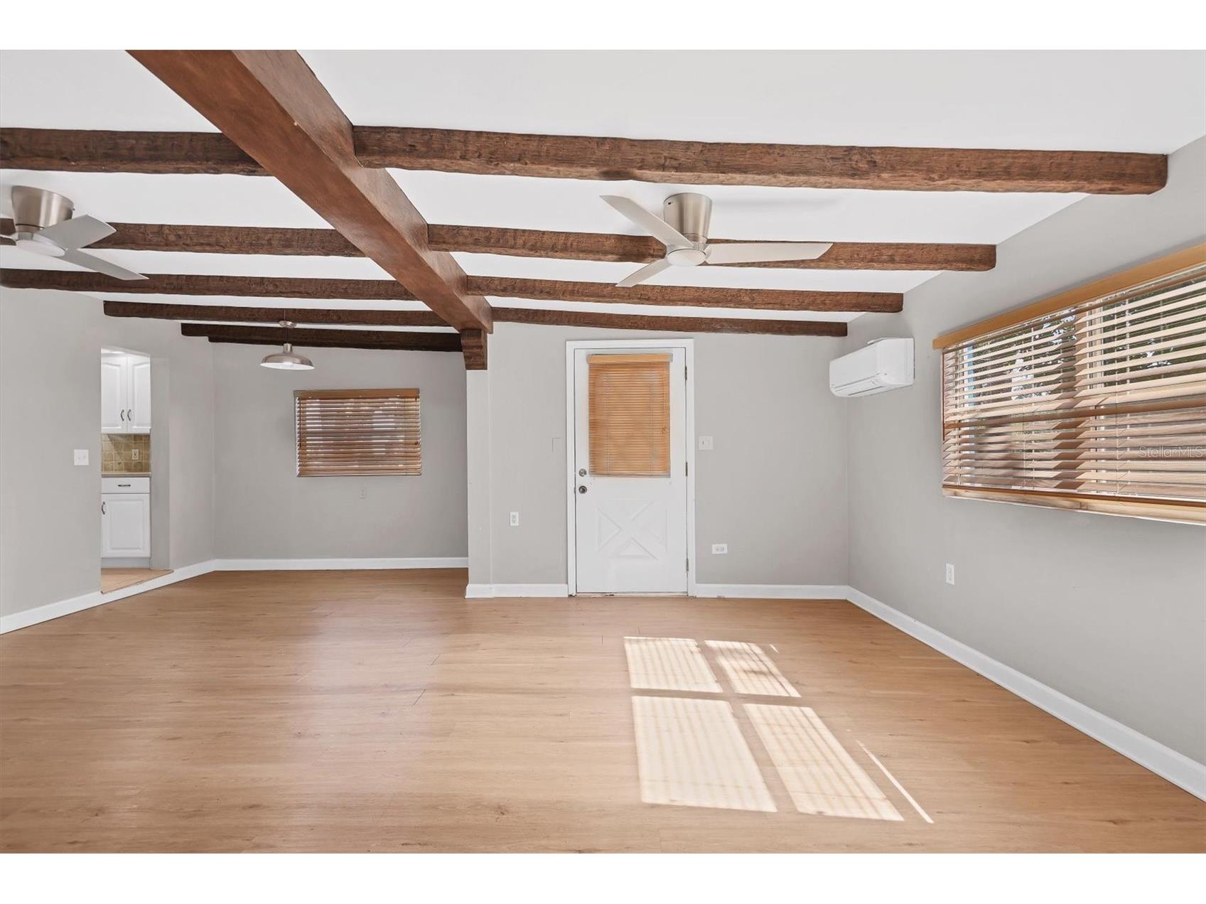 2551 Wilkinson Road Sarasota FL 34231 A4691540 image23