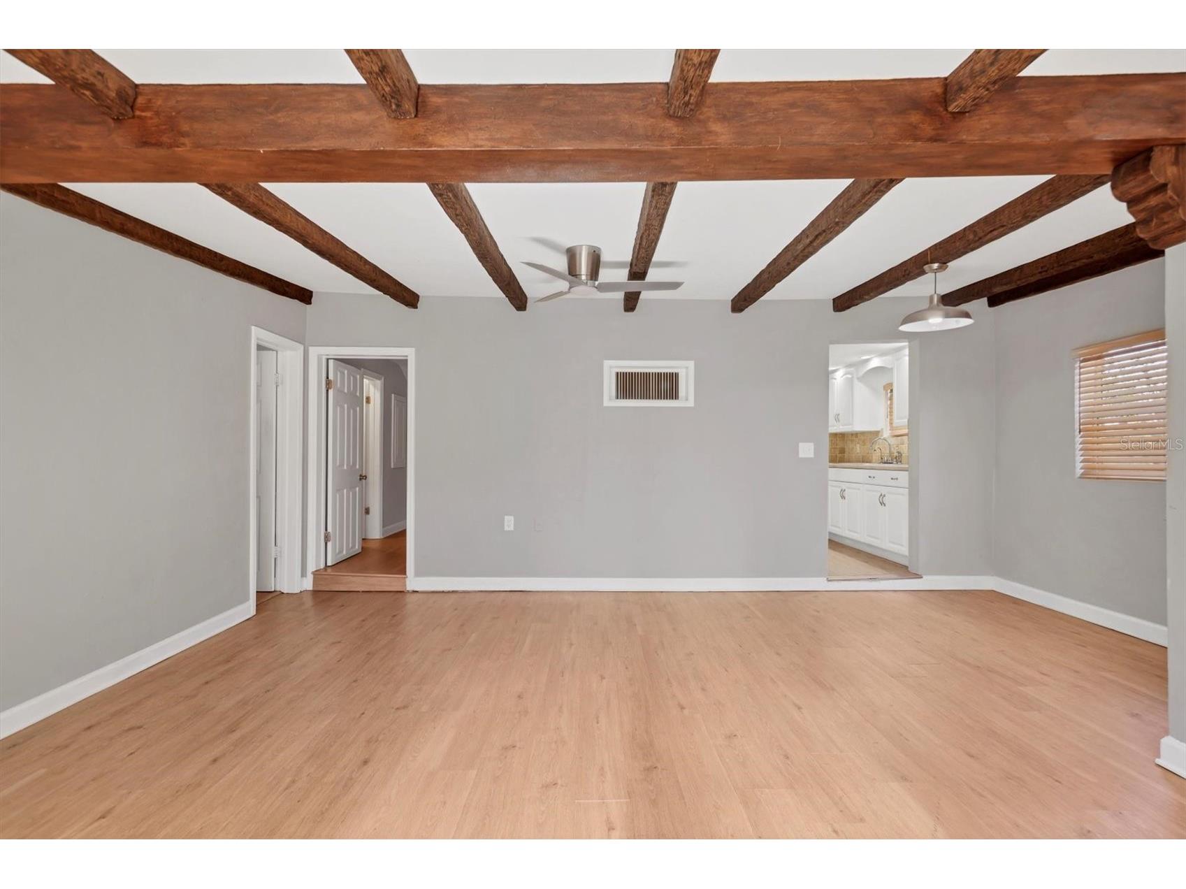 2551 Wilkinson Road Sarasota FL 34231 A4691540 image25