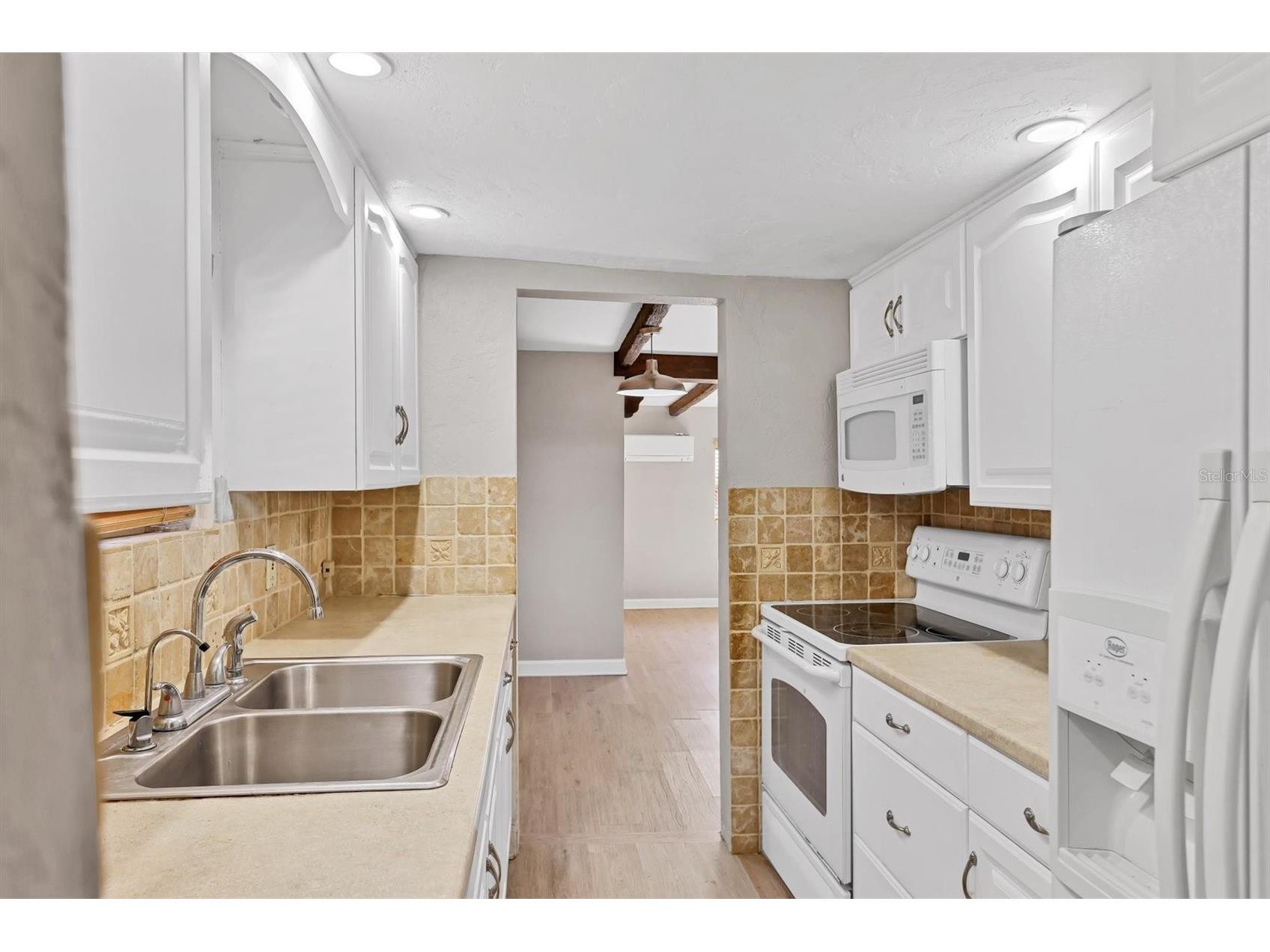 2551 Wilkinson Road Sarasota FL 34231 A4691540 image30
