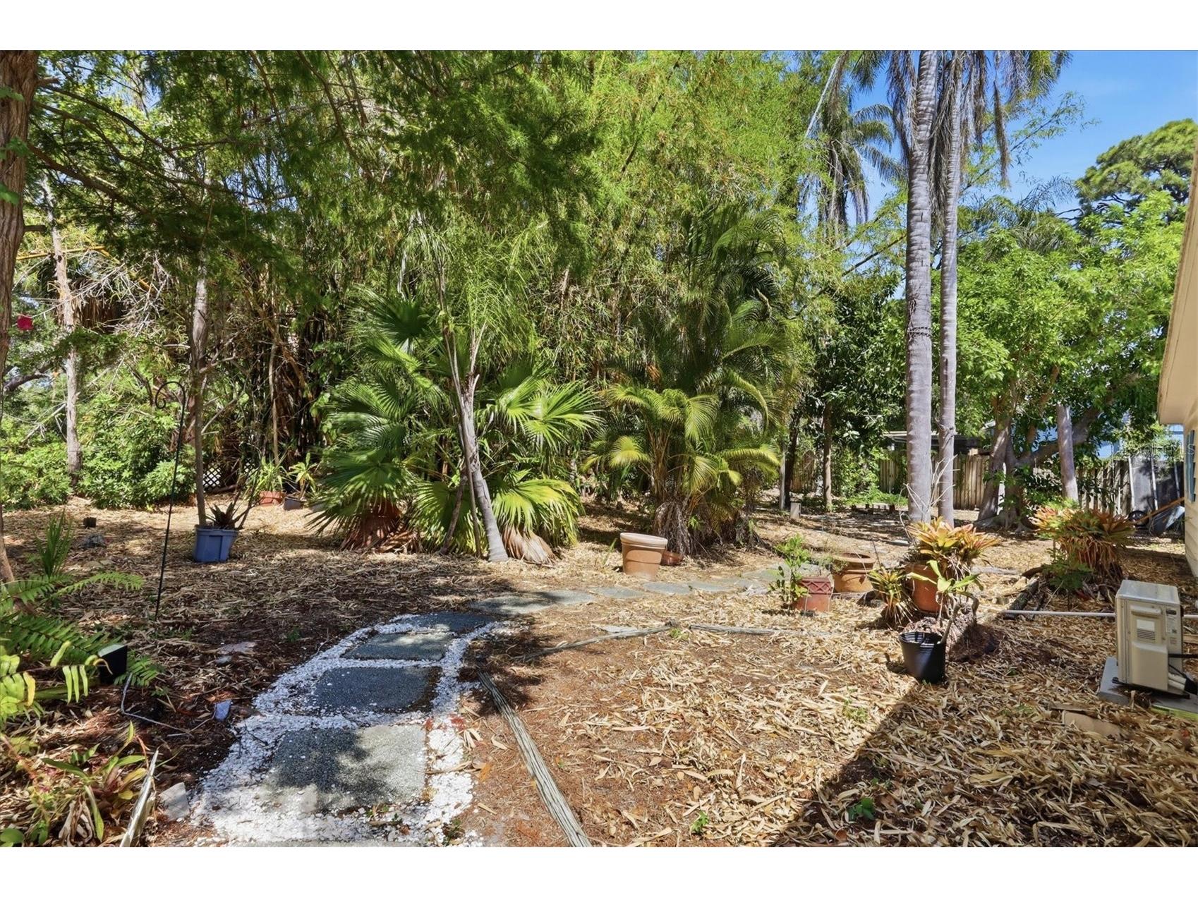 2551 Wilkinson Road Sarasota FL 34231 A4691540 image58