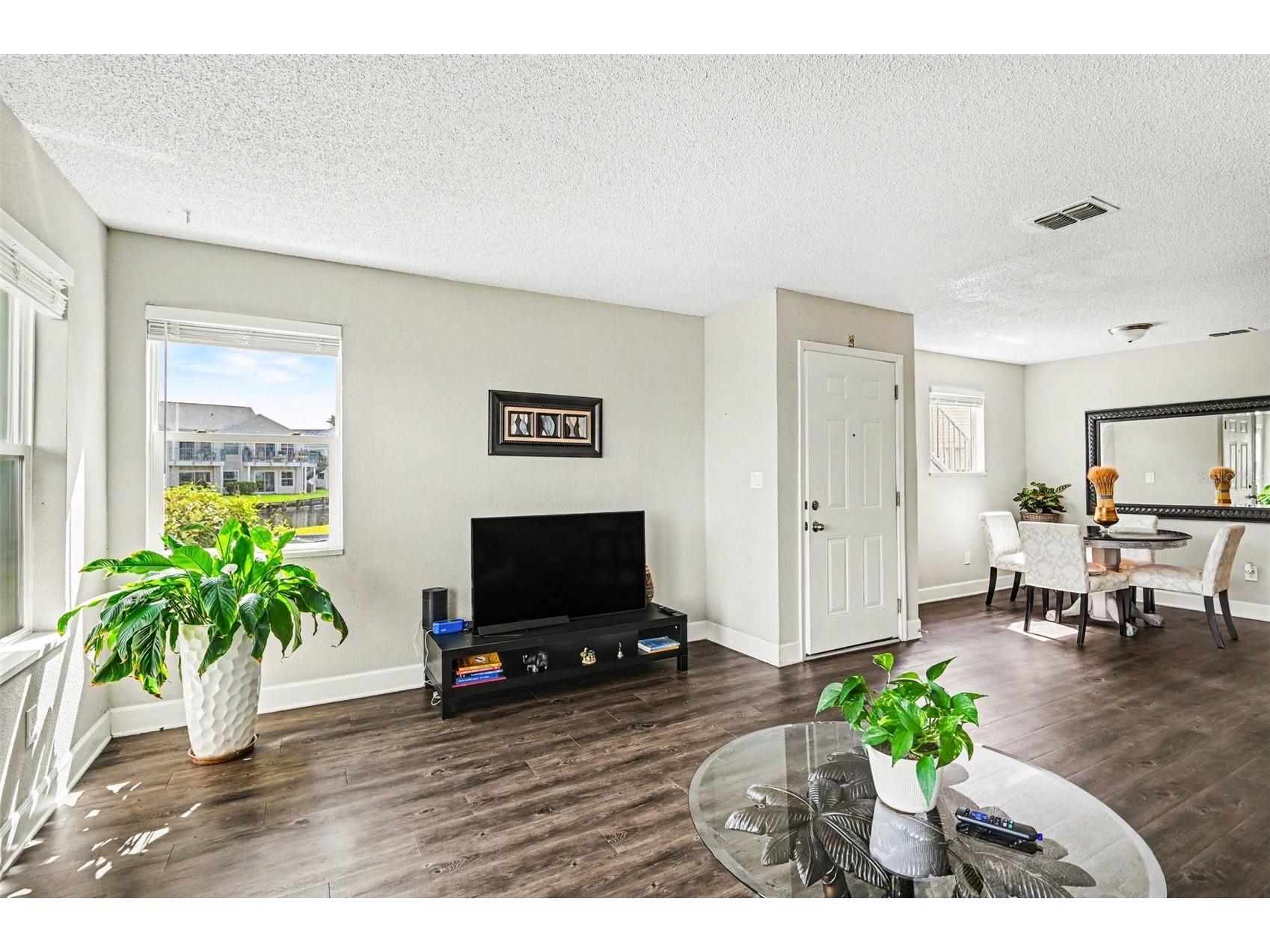 2552 Woodgate Boulevard #107 Orlando FL 32822 O6416786 image2