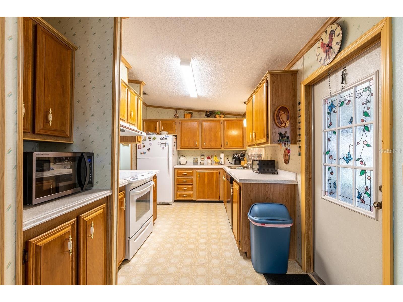 25527 Belle Helene Leesburg FL 34748 G5106620 image8