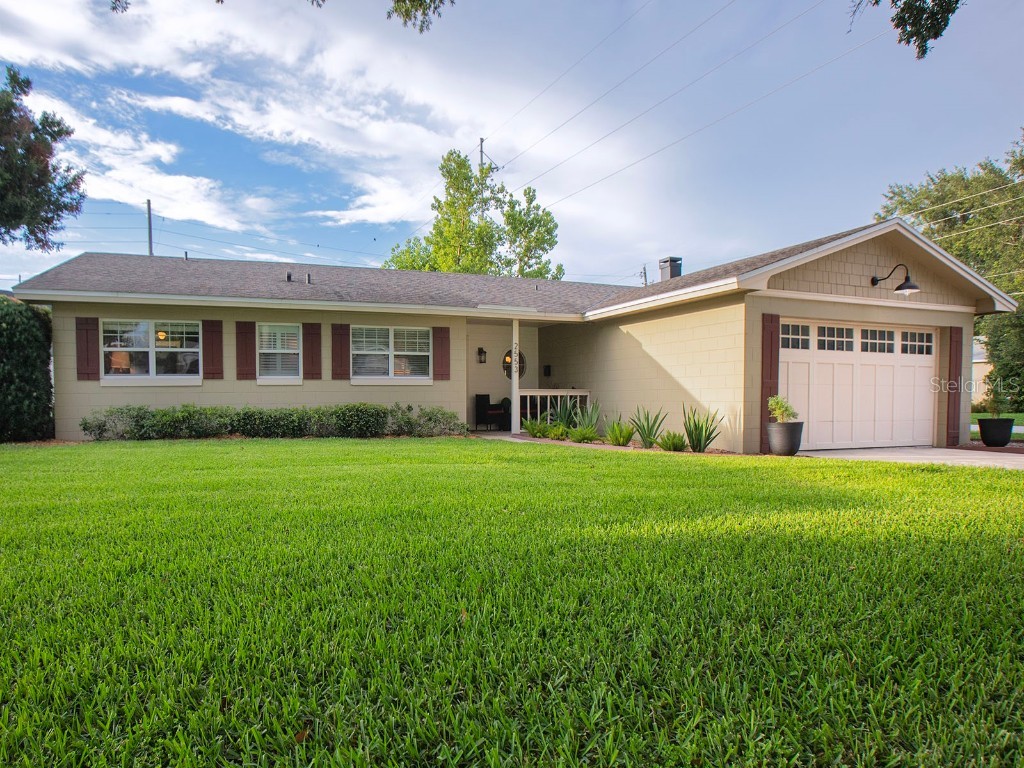 2553 E Compton Street Orlando FL 32806 O6208700 image1