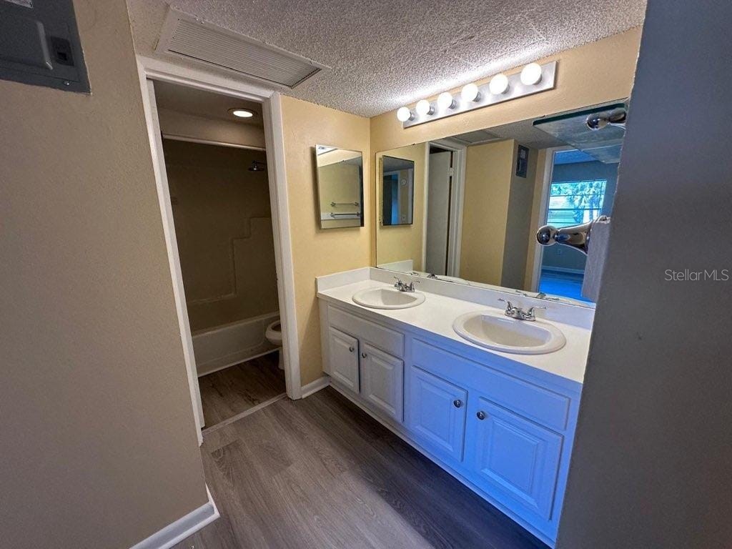 2553 N Alafaya Trail #102 Orlando FL 32826 O6345860 image5