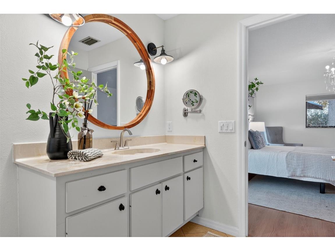 2553 W Scarlet Oak Court Sarasota FL 34232 A4667975 image21