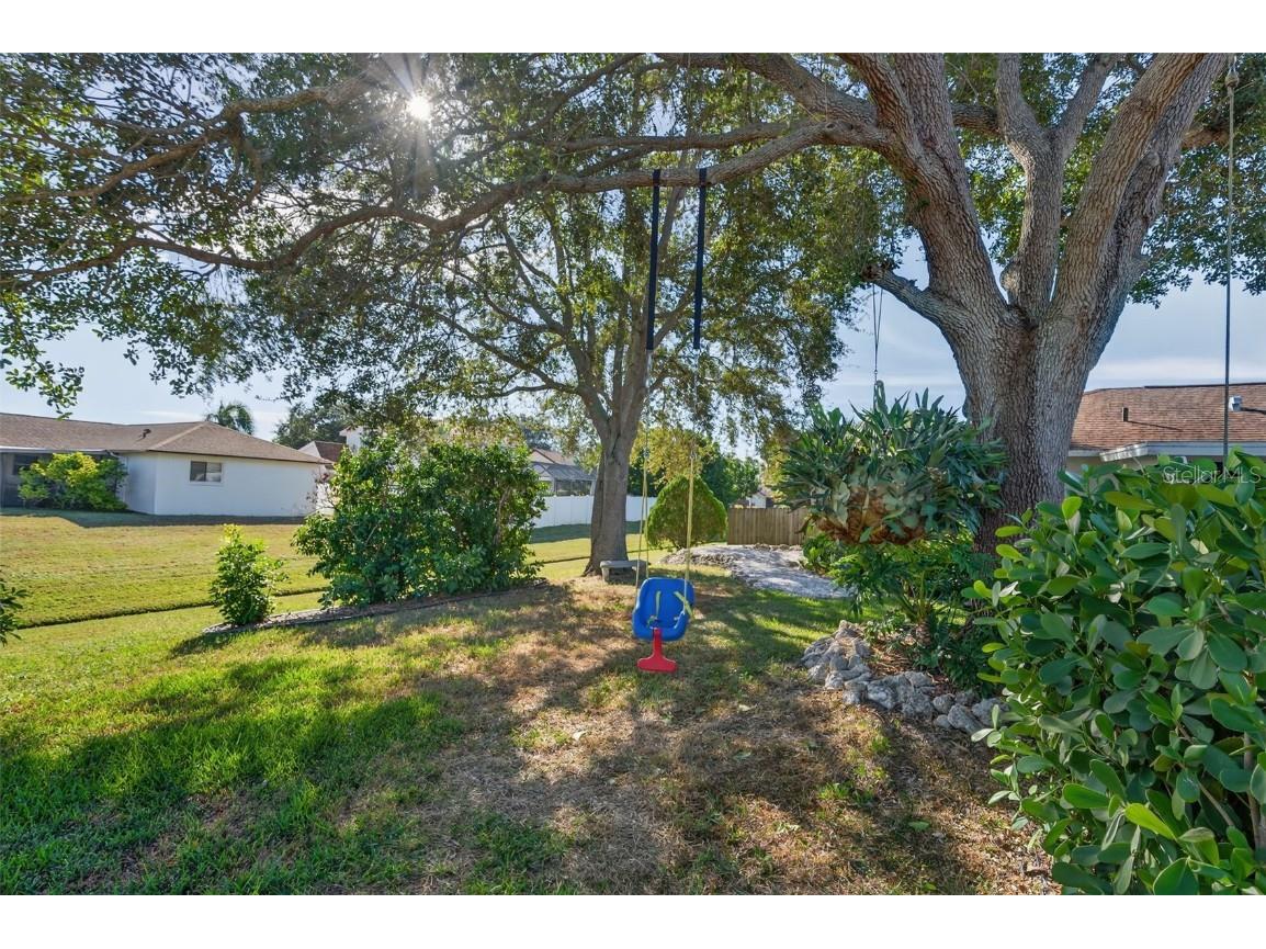 2553 W Scarlet Oak Court Sarasota FL 34232 A4667975 image52