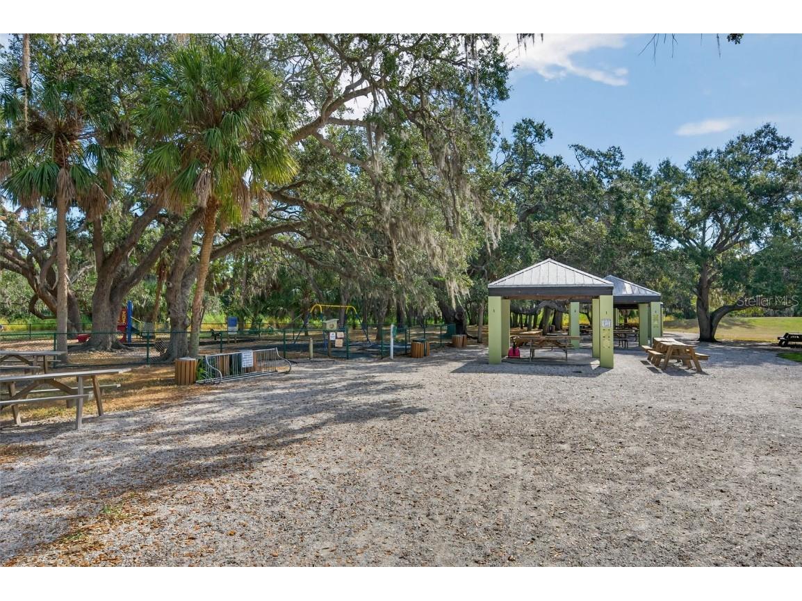 2553 W Scarlet Oak Court Sarasota FL 34232 A4667975 image64