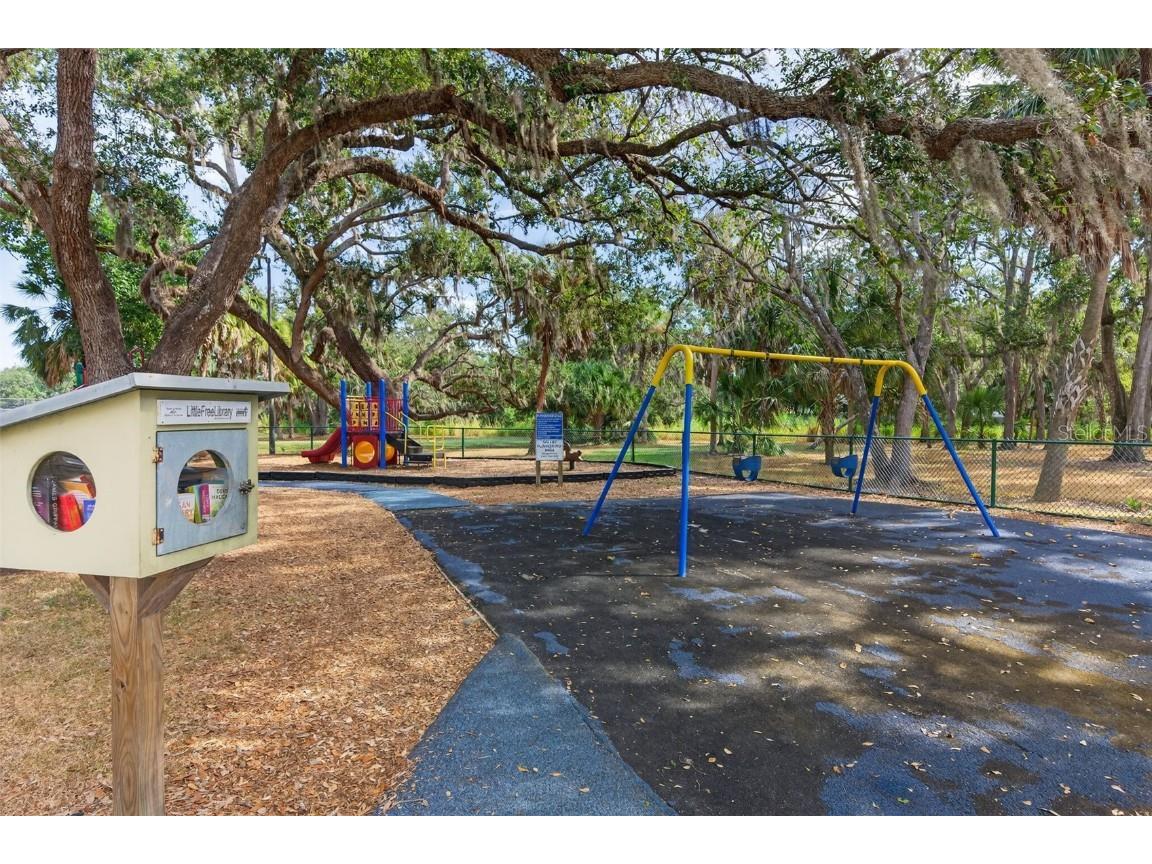 2553 W Scarlet Oak Court Sarasota FL 34232 A4667975 image67