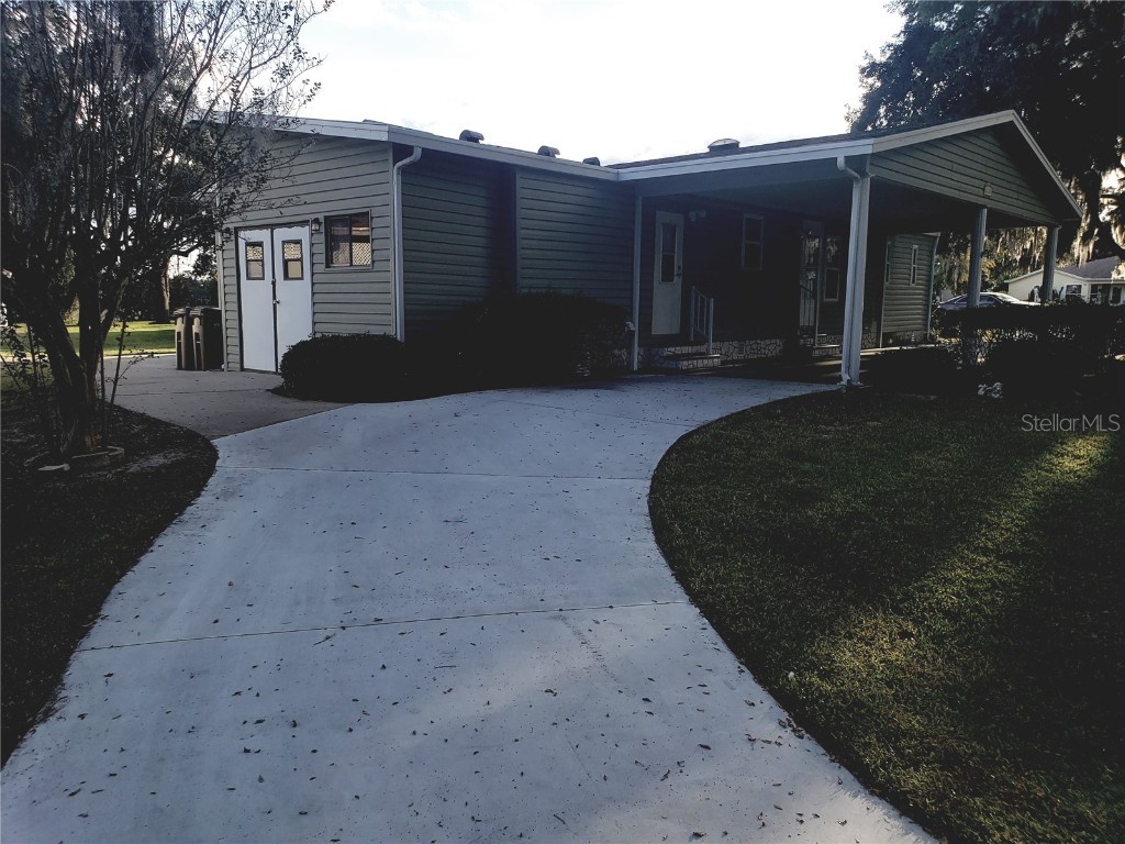 25533 Belle Helene Leesburg FL 34748 G5104285 image2