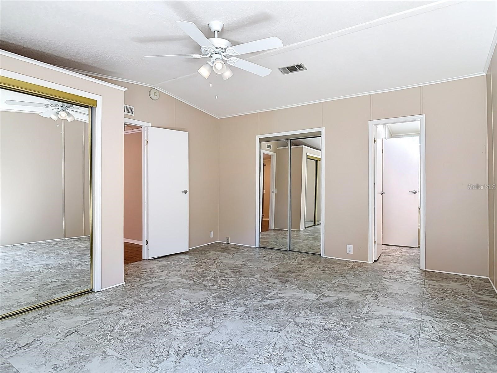 25533 Belle Helene Leesburg FL 34748 G5113757 image14