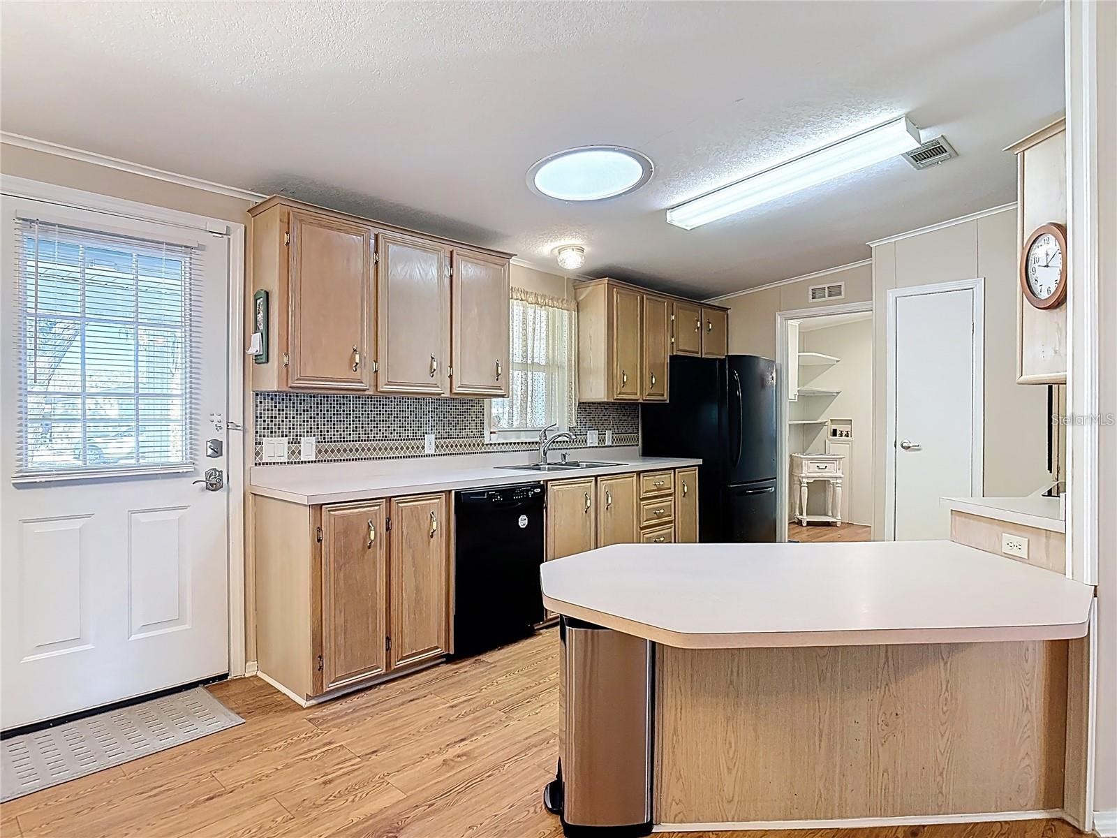 25533 Belle Helene Leesburg FL 34748 G5113757 image4