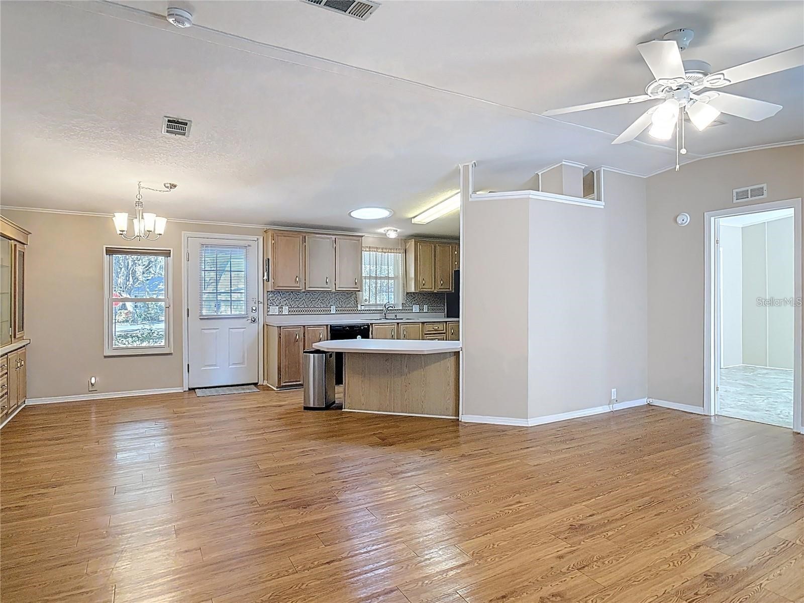 25533 Belle Helene Leesburg FL 34748 G5113757 image8