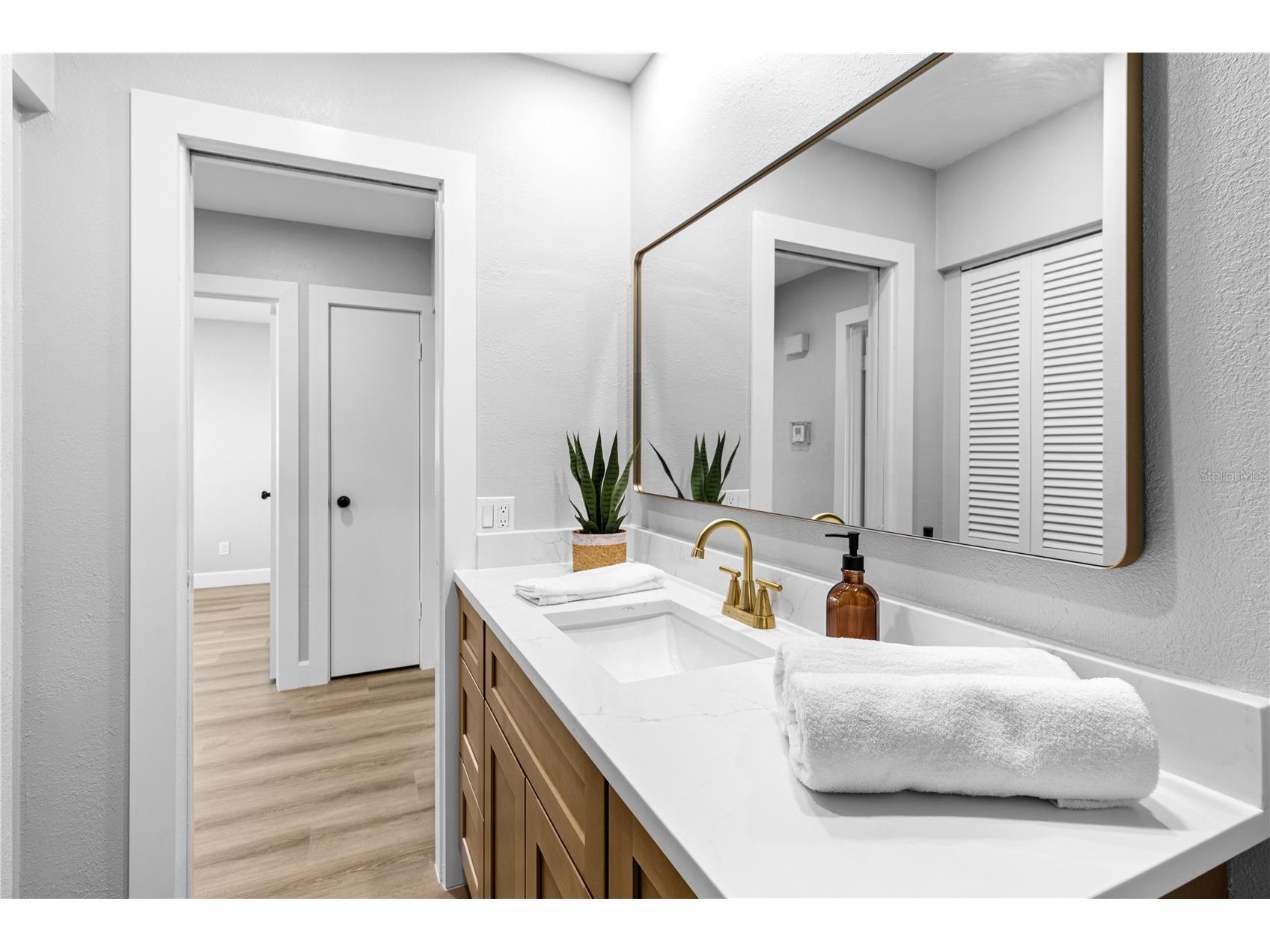 2554 68th Avenue S Saint Petersburg FL 33712 TB8494302 image27