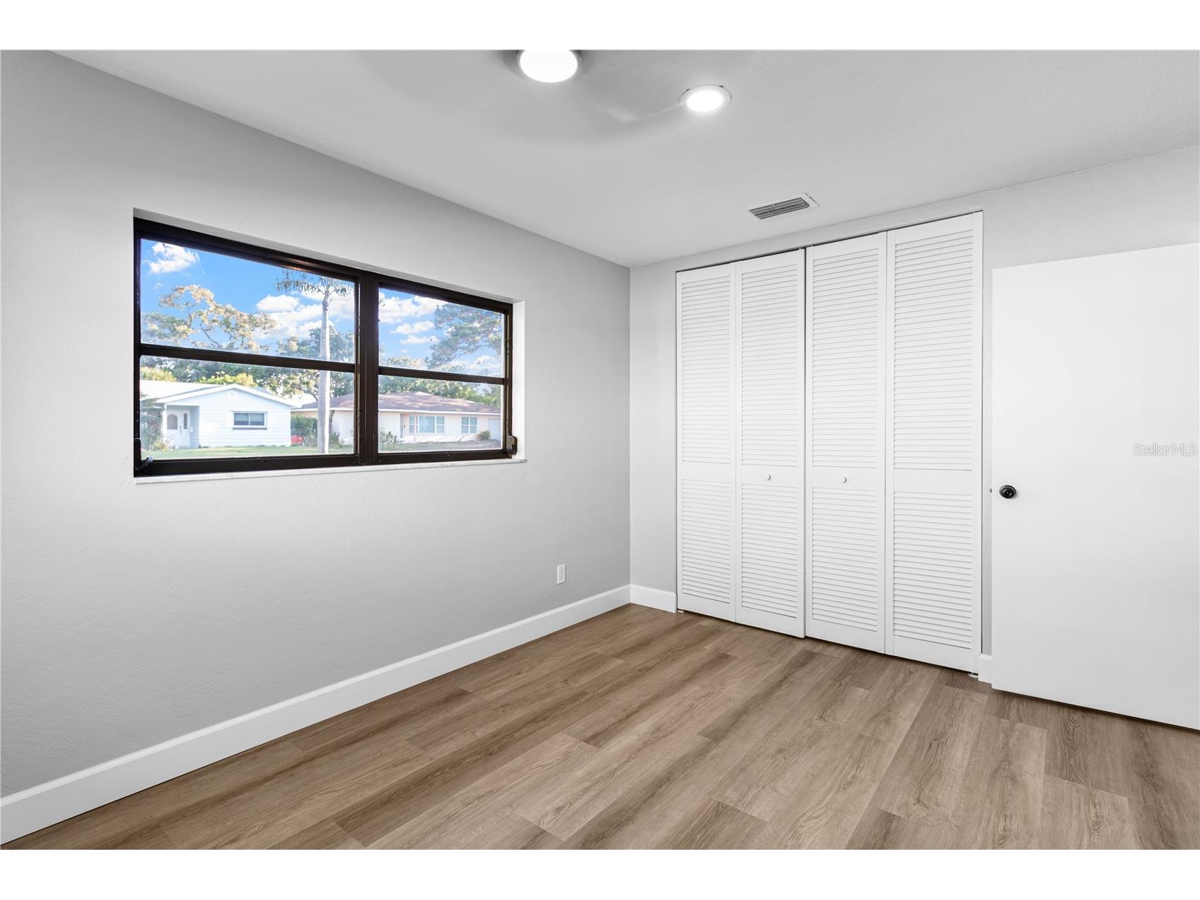 2554 68th Avenue S Saint Petersburg FL 33712 TB8494302 image28