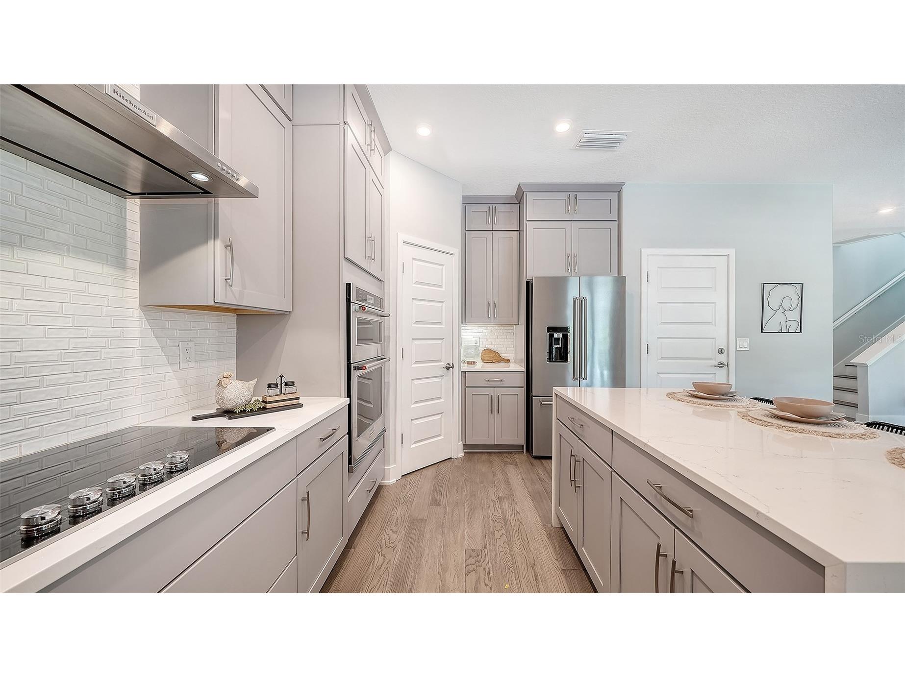 2554 Floyd Street Sarasota FL 34239 A4697988 image17