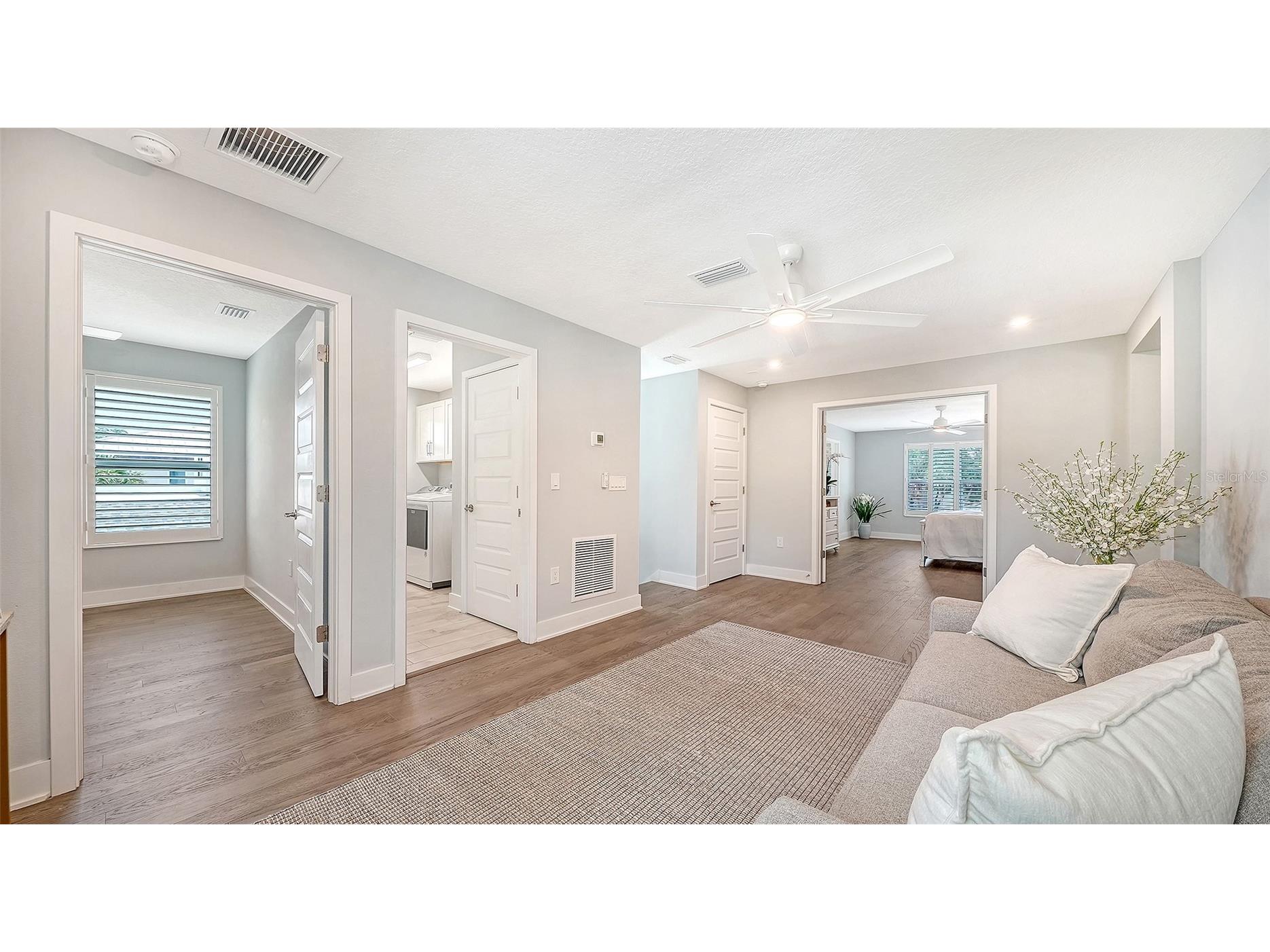 2554 Floyd Street Sarasota FL 34239 A4697988 image21