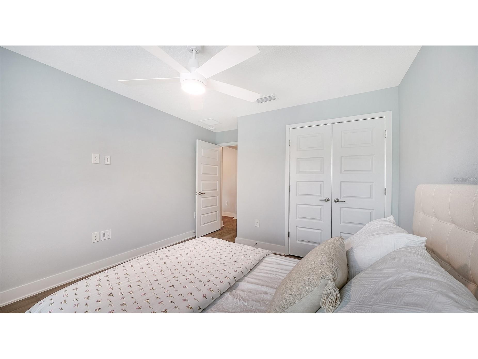 2554 Floyd Street Sarasota FL 34239 A4697988 image27