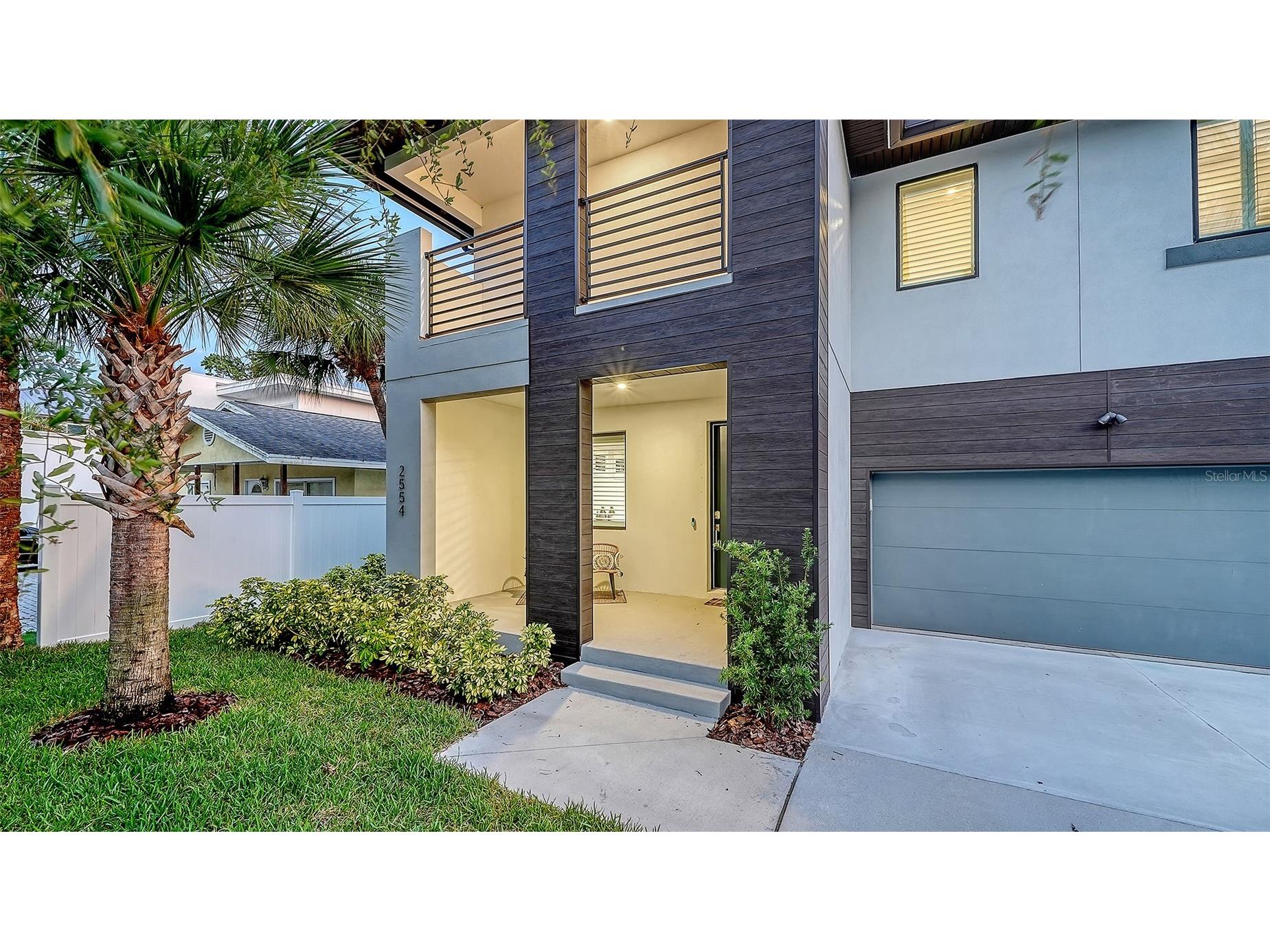 2554 Floyd Street Sarasota FL 34239 A4697988 image38