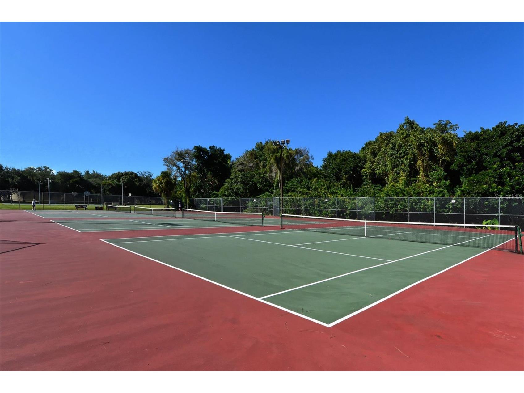 2554 Floyd Street Sarasota FL 34239 A4697988 image45
