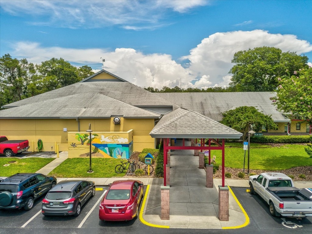 2554 Rolling Oaks Drive Palm Harbor FL 34683 OM708416 image66