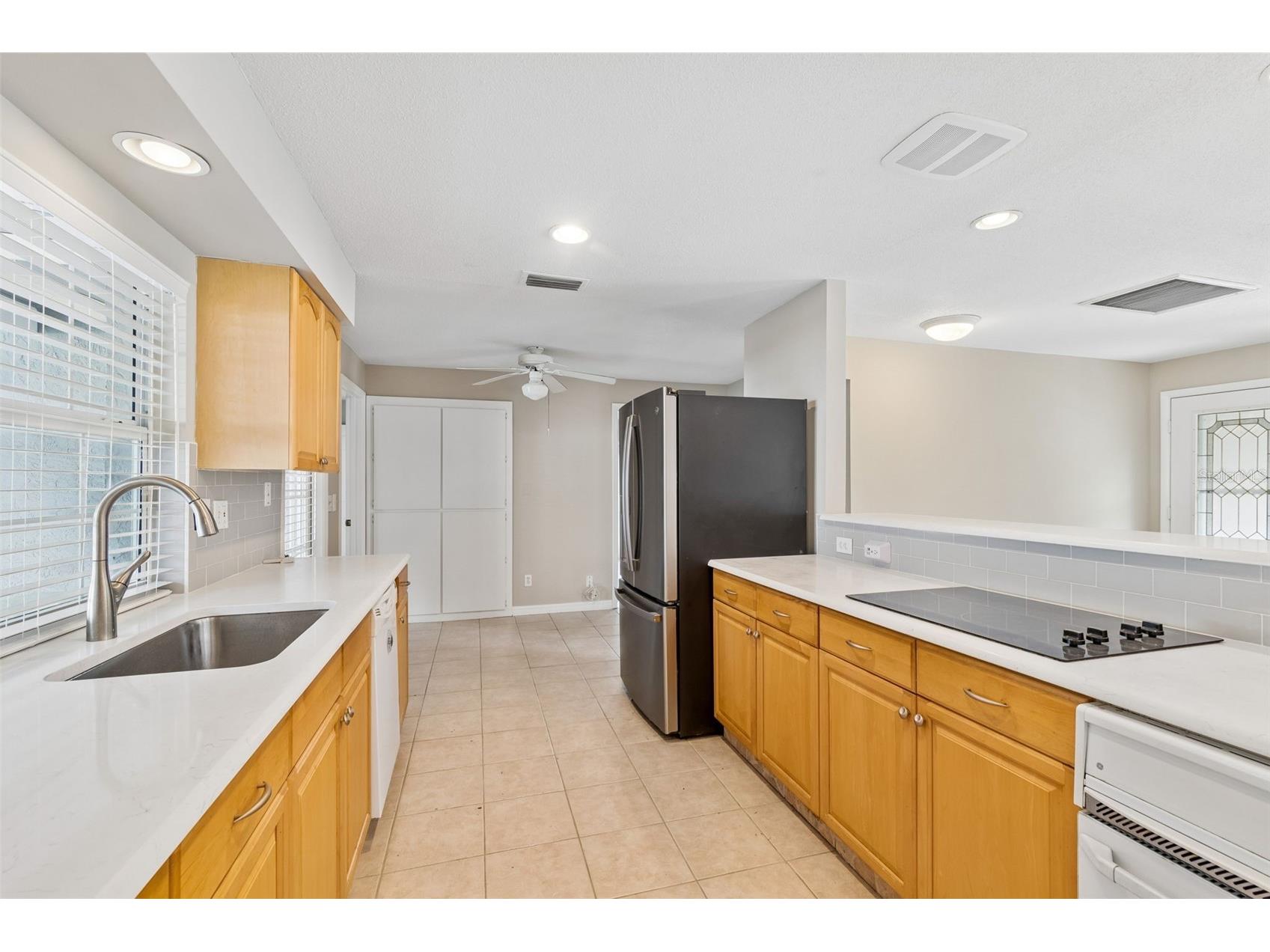 2554 Rolling Oaks Drive Palm Harbor FL 34683 TB8484579 image10